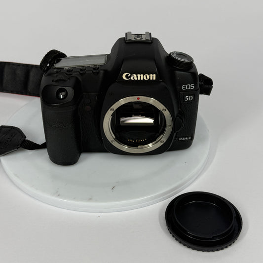 Canon EOS 5D Mark II 21.1MP Digital SLR DSLR Camera