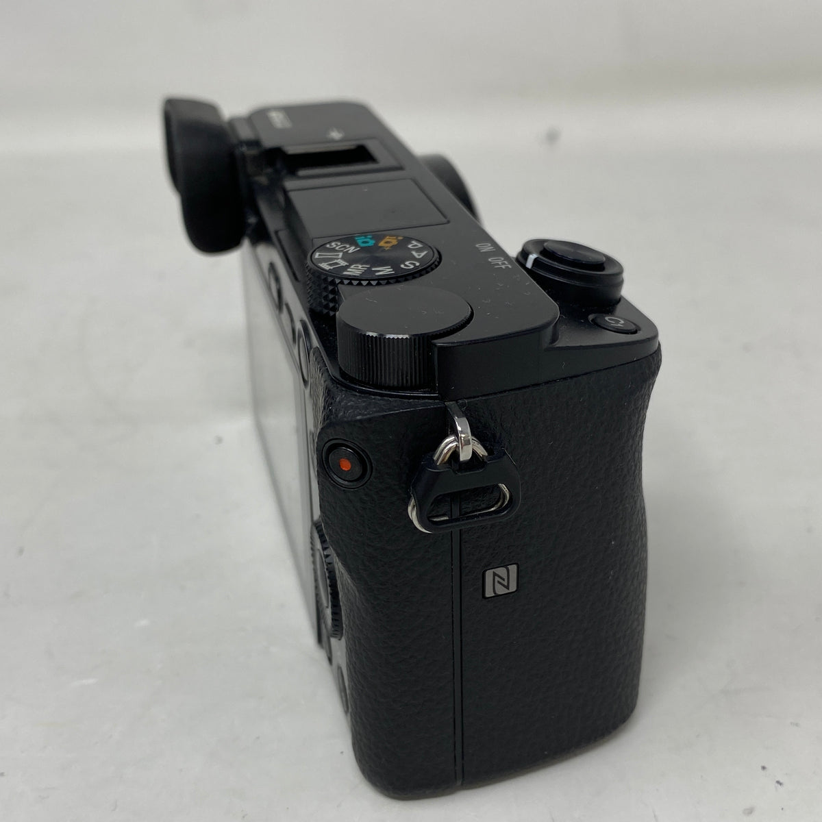 Sony Alpha A6000 24.3MP Mirrorless Interchangeable Lens