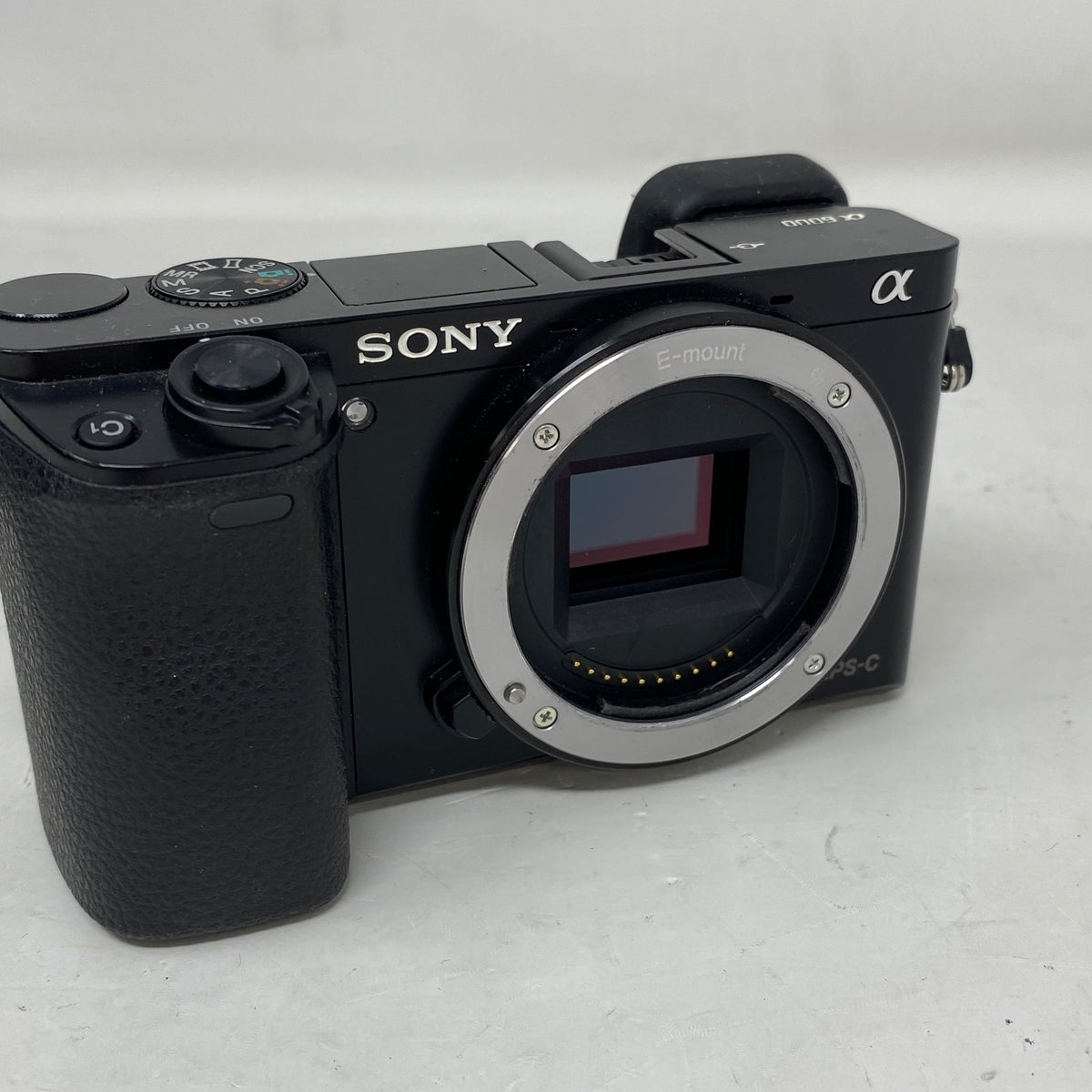 Sony Alpha A6000 24.3MP Mirrorless Interchangeable Lens