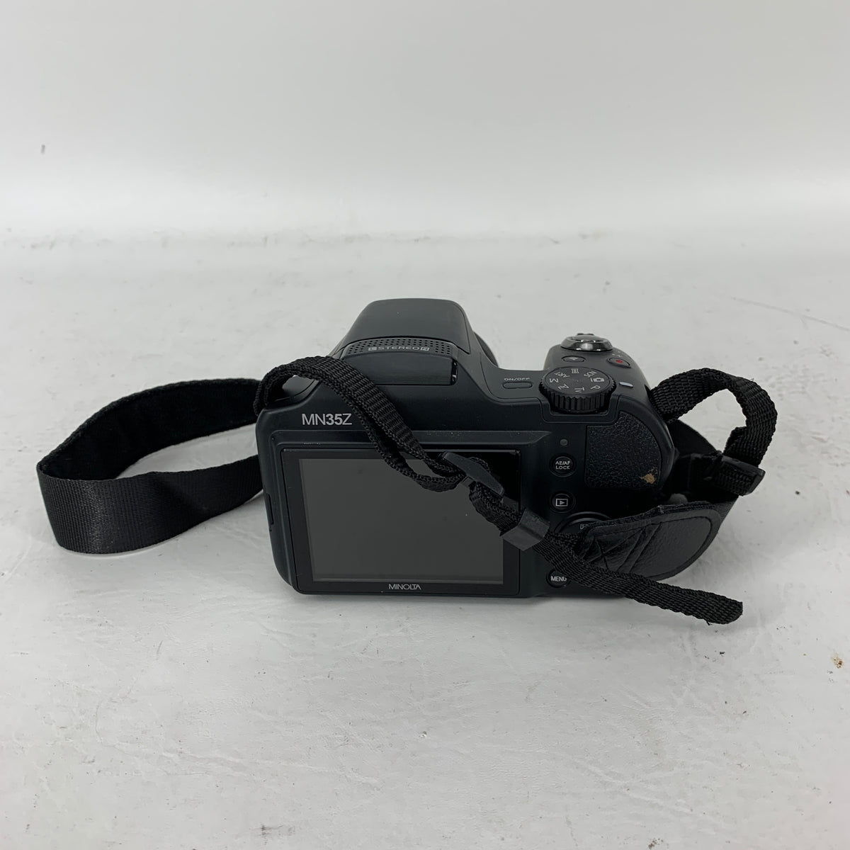 Minolta MN35Z MN35Z-BK 20.0 MP Bridge Camera 
