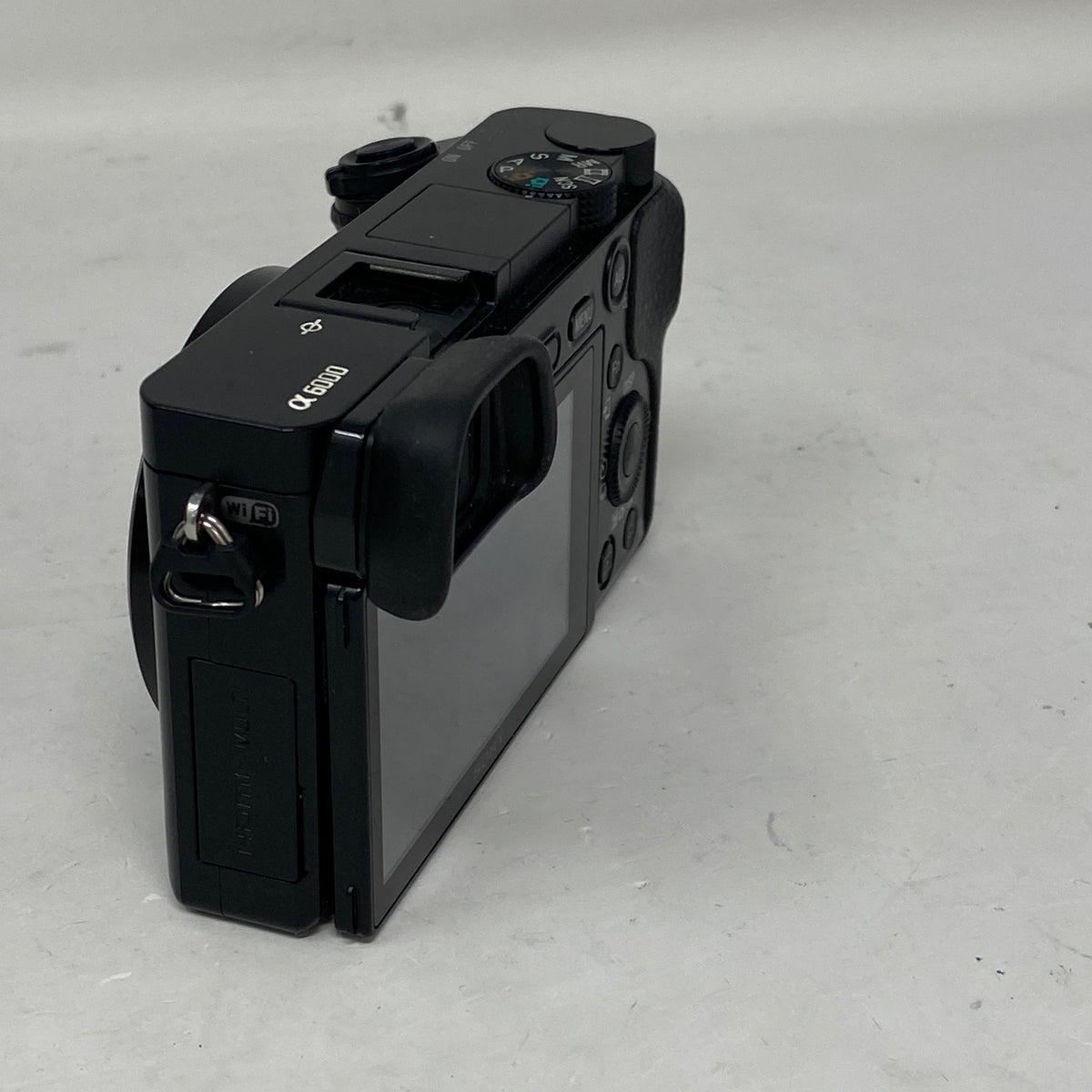 Sony Alpha A6000 24.3MP Mirrorless Interchangeable Lens