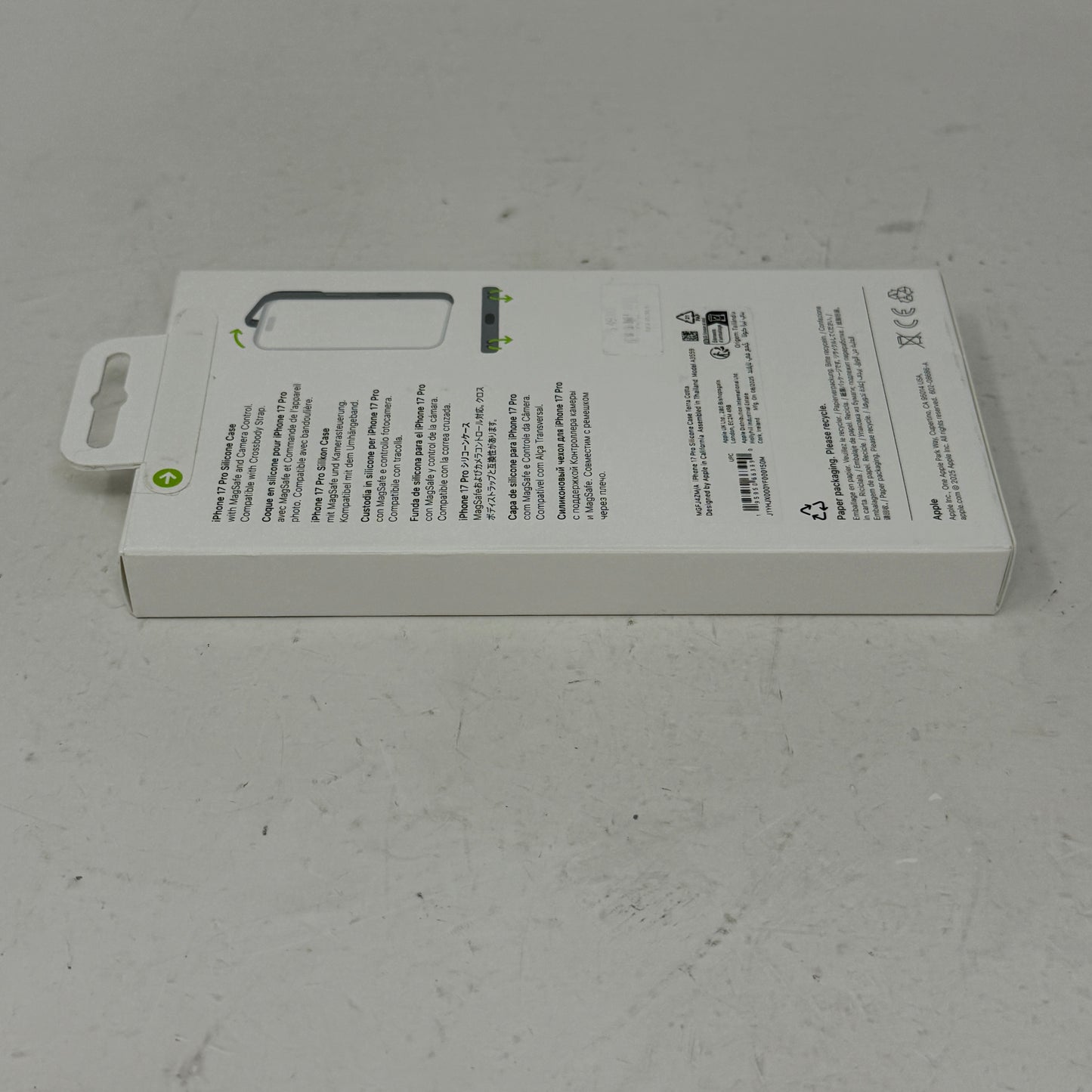 Apple iPhone 17 Pro Silicone Case with MagSafe – Terra Cotta
