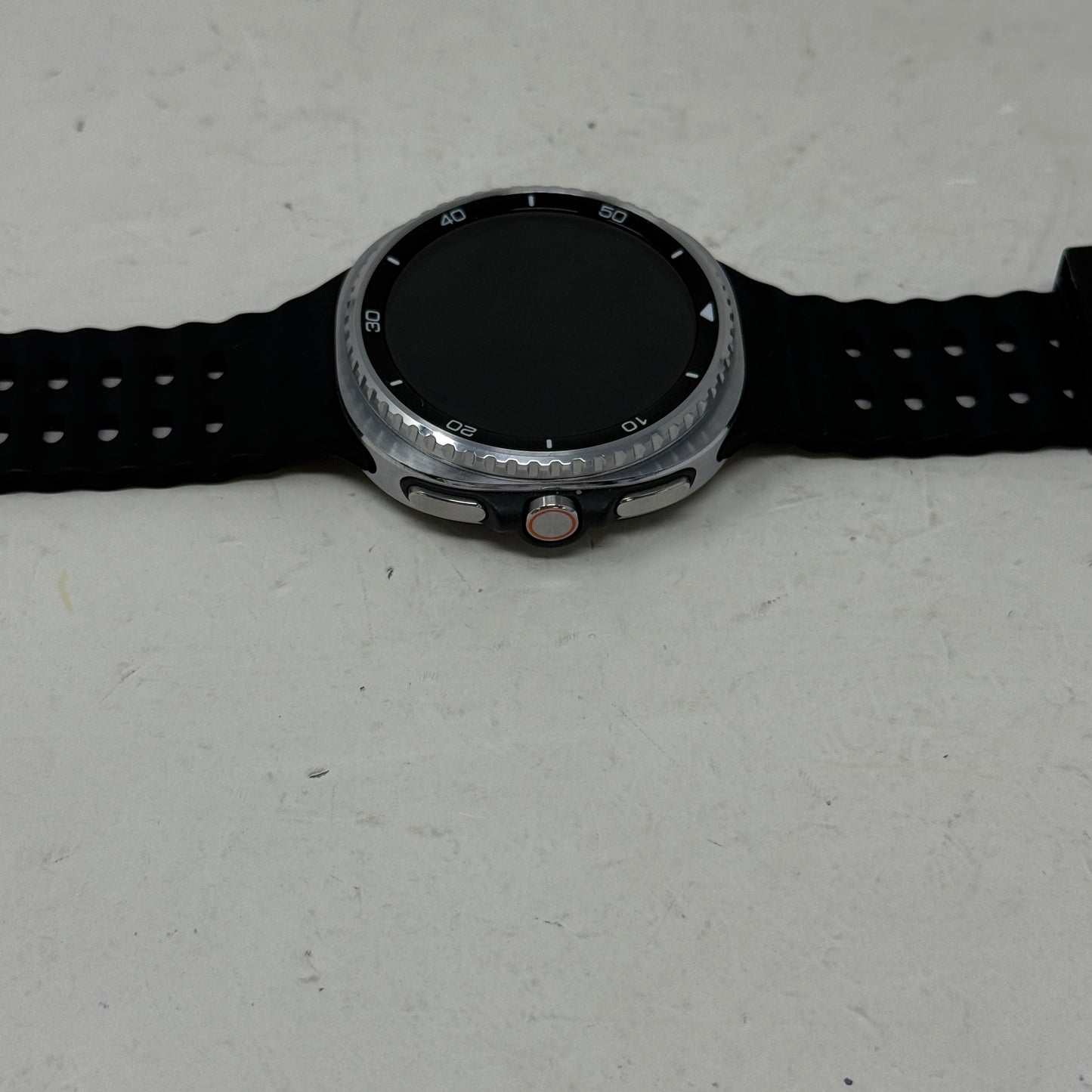 Samsung Galaxy Watch8 Classic 46mm Silver Stainless Steel GPS 64GB SM-L500