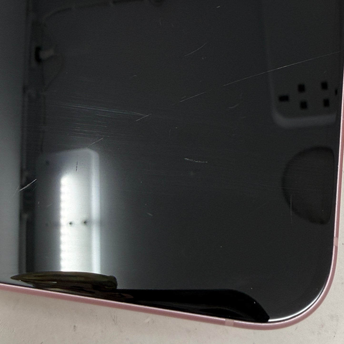 Factory Unlocked Apple iPhone 15 Plus 128GB Pink MTXT3LL/A