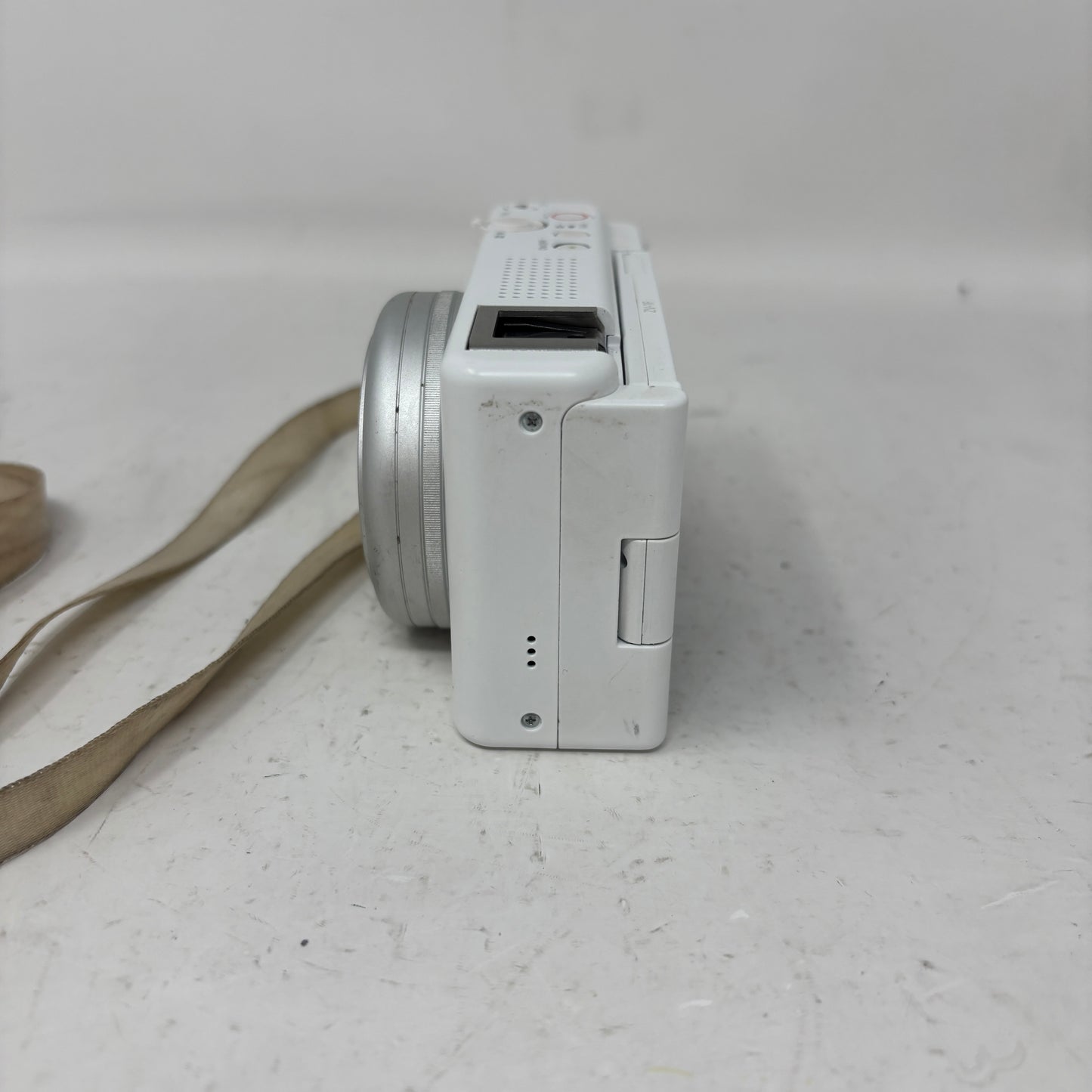 Sony ZV-1F 20.1MP Digital Point-And-Shoot Camera White