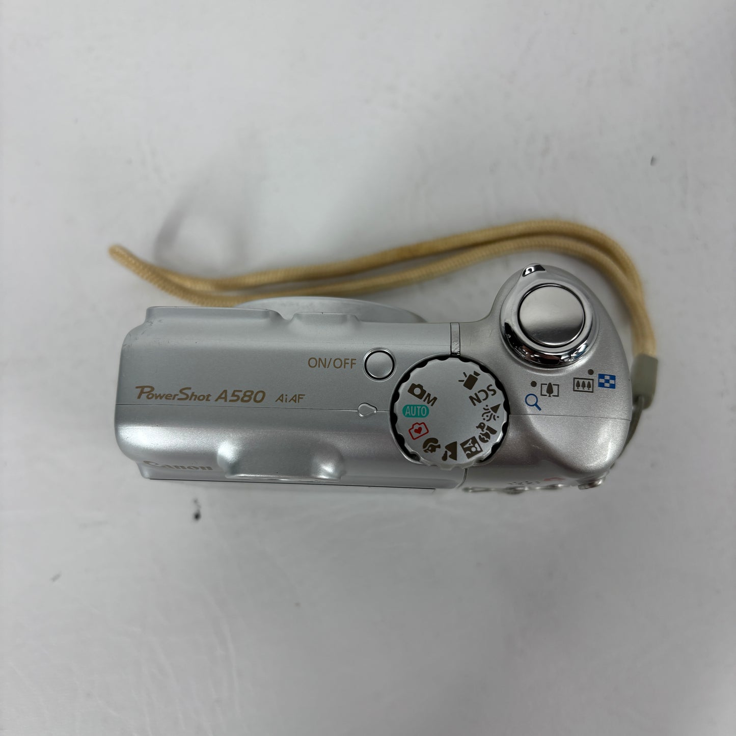 Canon PoweShot A580 AiAF 8.0MP Compact Digital Camera Silver