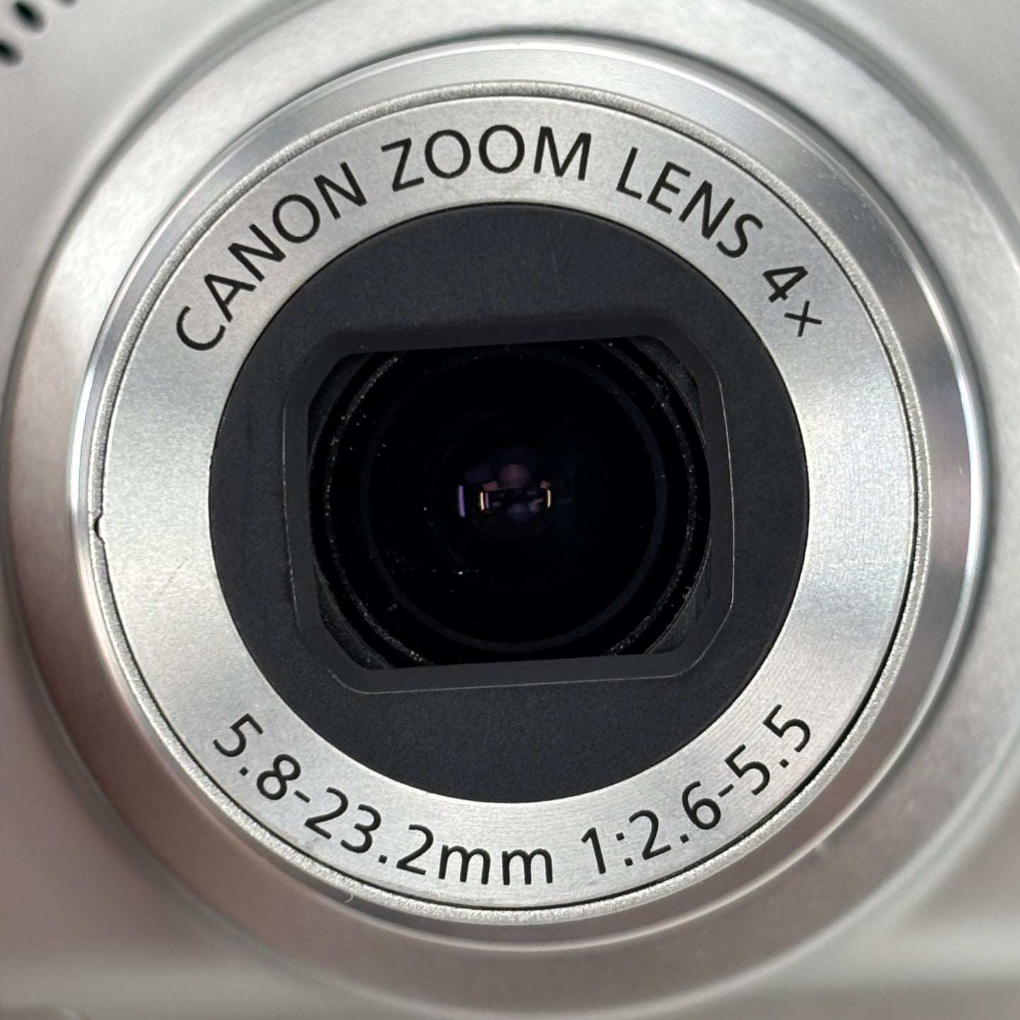 Canon PoweShot A580 AiAF 8.0MP Compact Digital Camera Silver