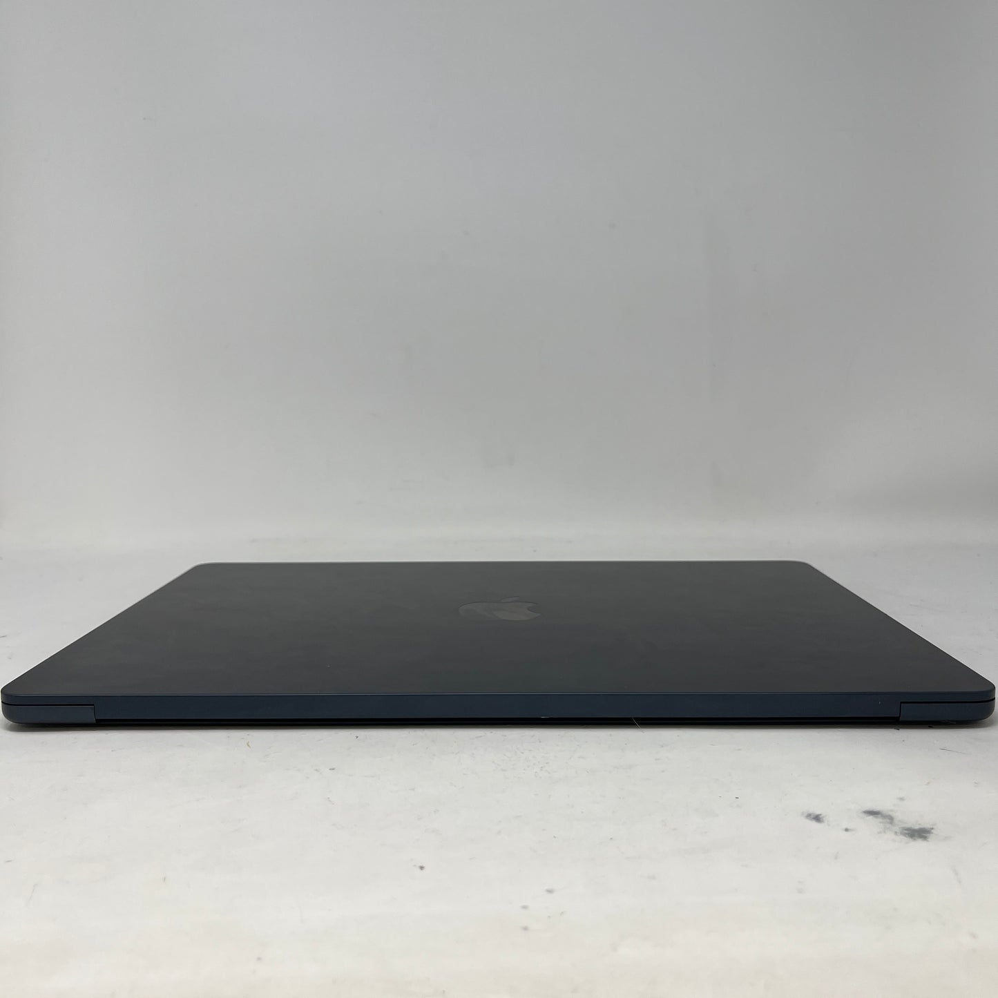 2024 Apple MacBook Air 15" M3 10C GPU 4.0GHz 8GB RAM 256GB SSD MRYU3LL/A