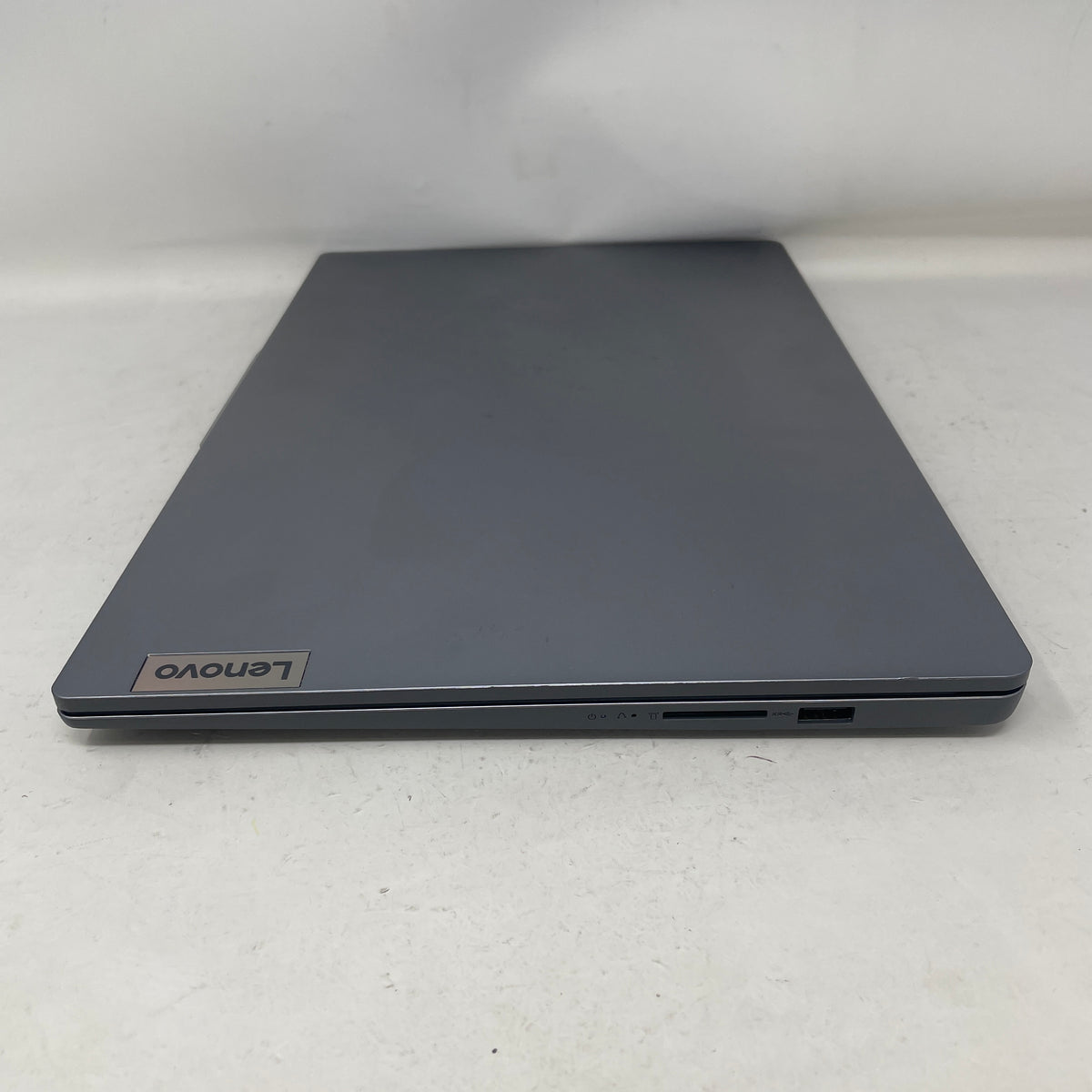 Lenovo IdeaPad Slim 3 15IAN8 15.6" i3-N305 1.8GHz 8GB RAM 128GB SSD