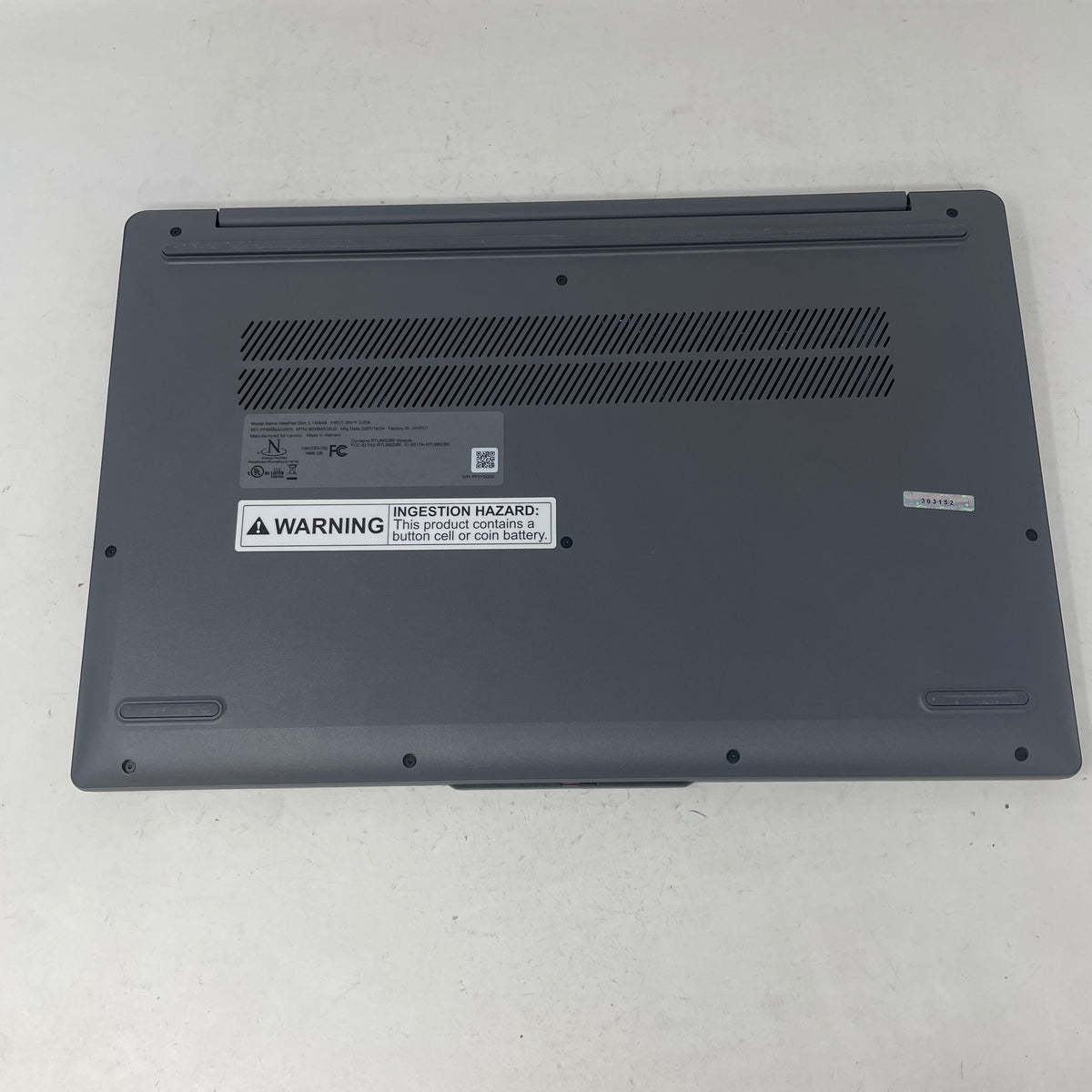Lenovo IdeaPad Slim 3 15IAN8 15.6" i3-N305 1.8GHz 8GB RAM 128GB SSD