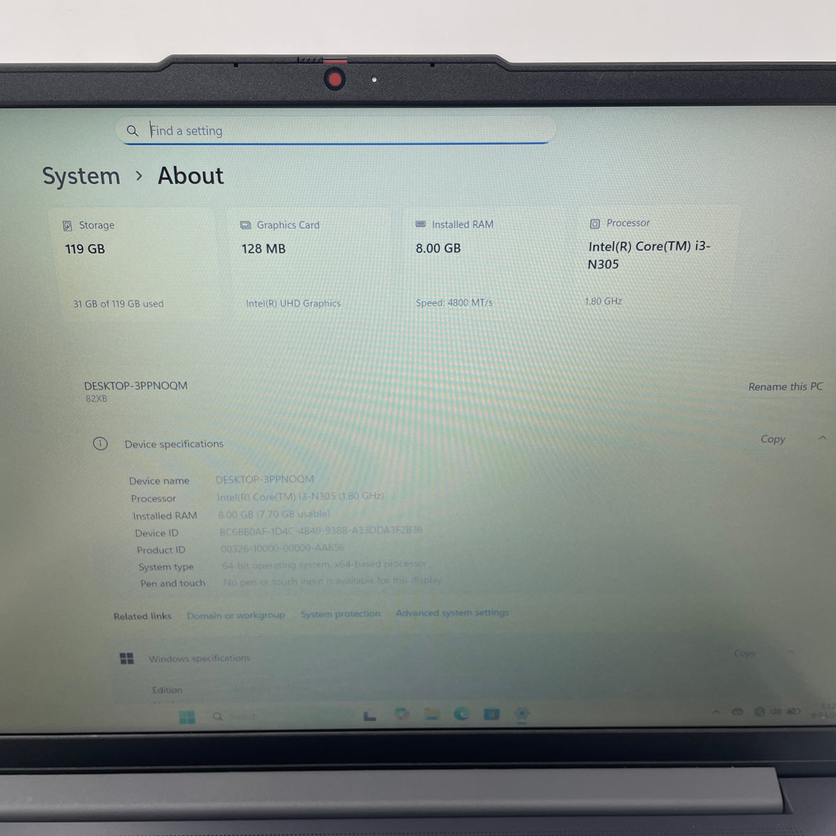 Lenovo IdeaPad Slim 3 15IAN8 15.6" i3-N305 1.8GHz 8GB RAM 128GB SSD