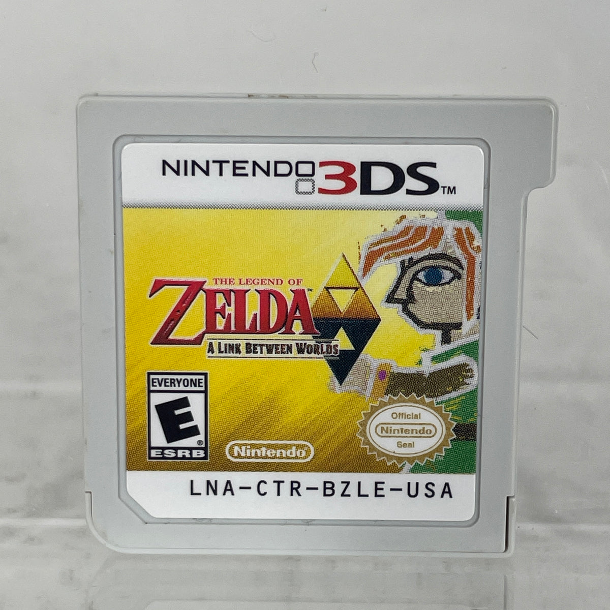 Zelda A Link Between Worlds (Nintendo 3DS, 2013)