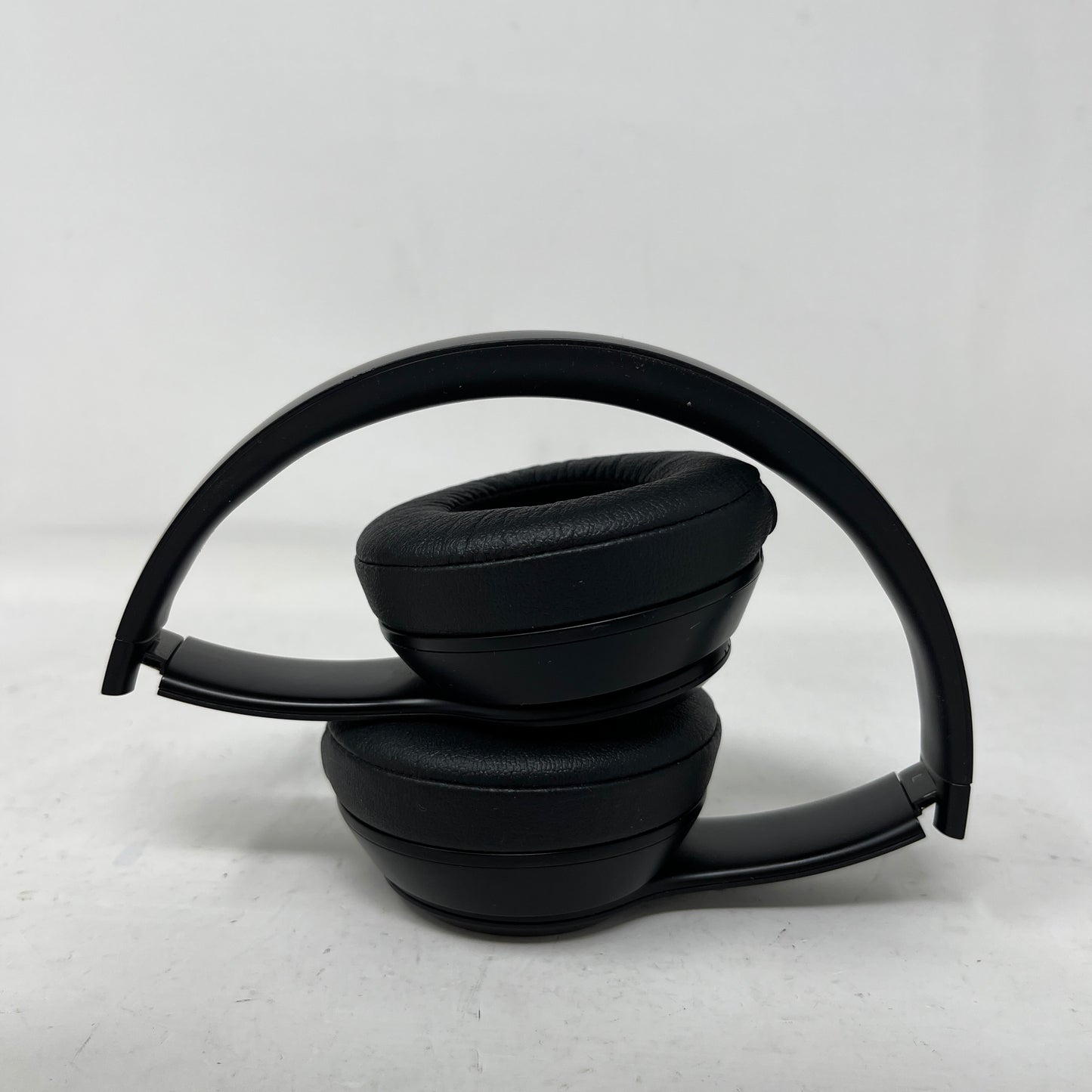 Beats Solo3 Wireless On-Ear Bluetooth Headphones Black