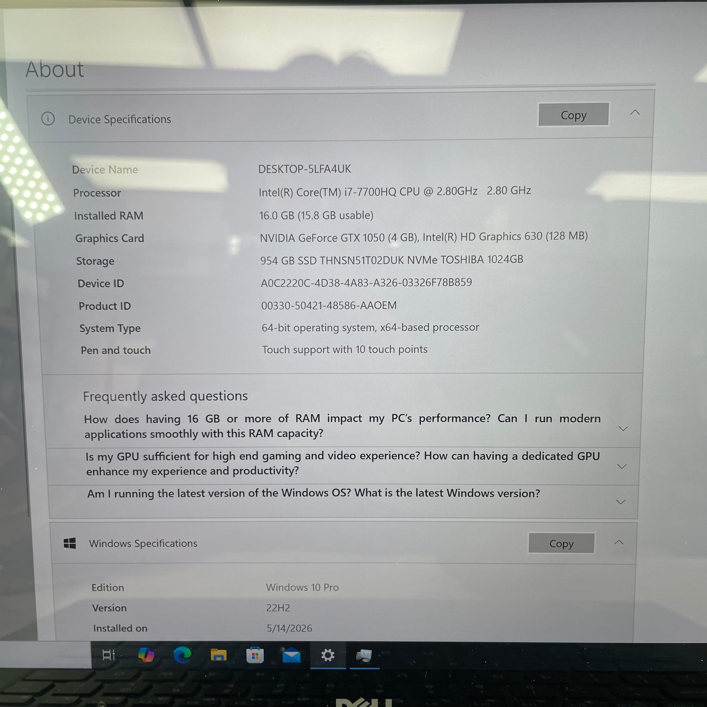 Dell XPS 9560 15.6" i7-7700HQ 2.8GHz 16GB RAM 1TB SSD GeForce GTX 1050