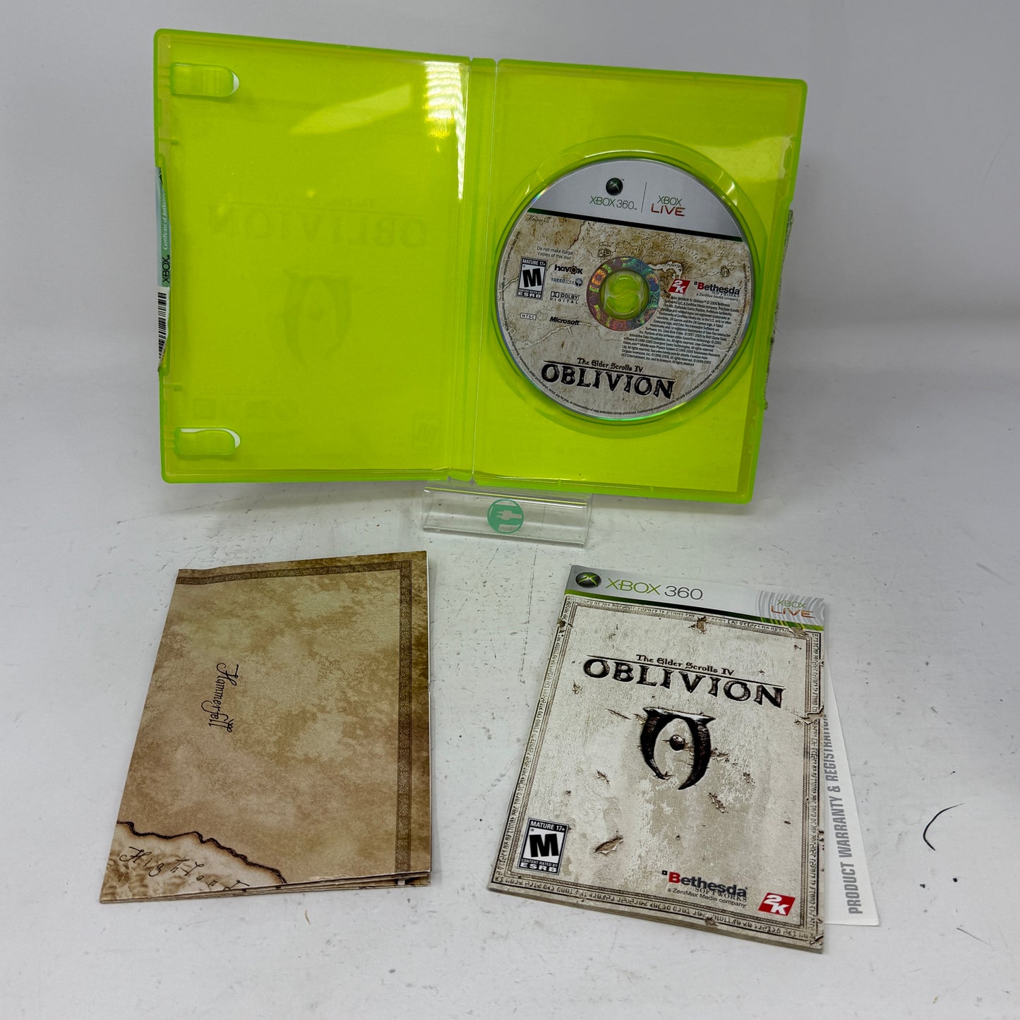 Elder Scrolls IV Oblivion [Platinum Hits] (Microsoft Xbox 360, 2006)