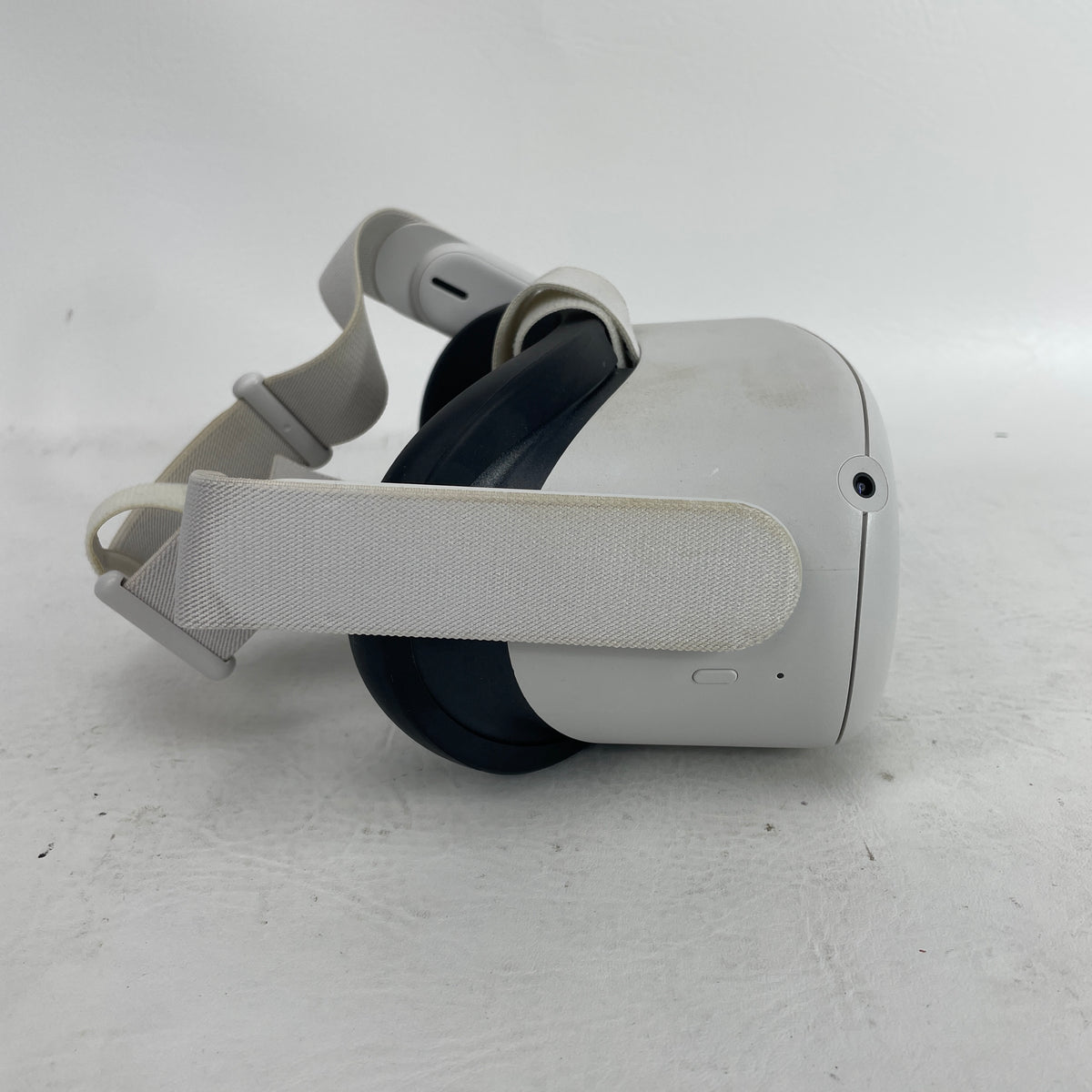 Meta Quest 2 256GB Standalone All-in-One VR Headset KW49CM Headset Only