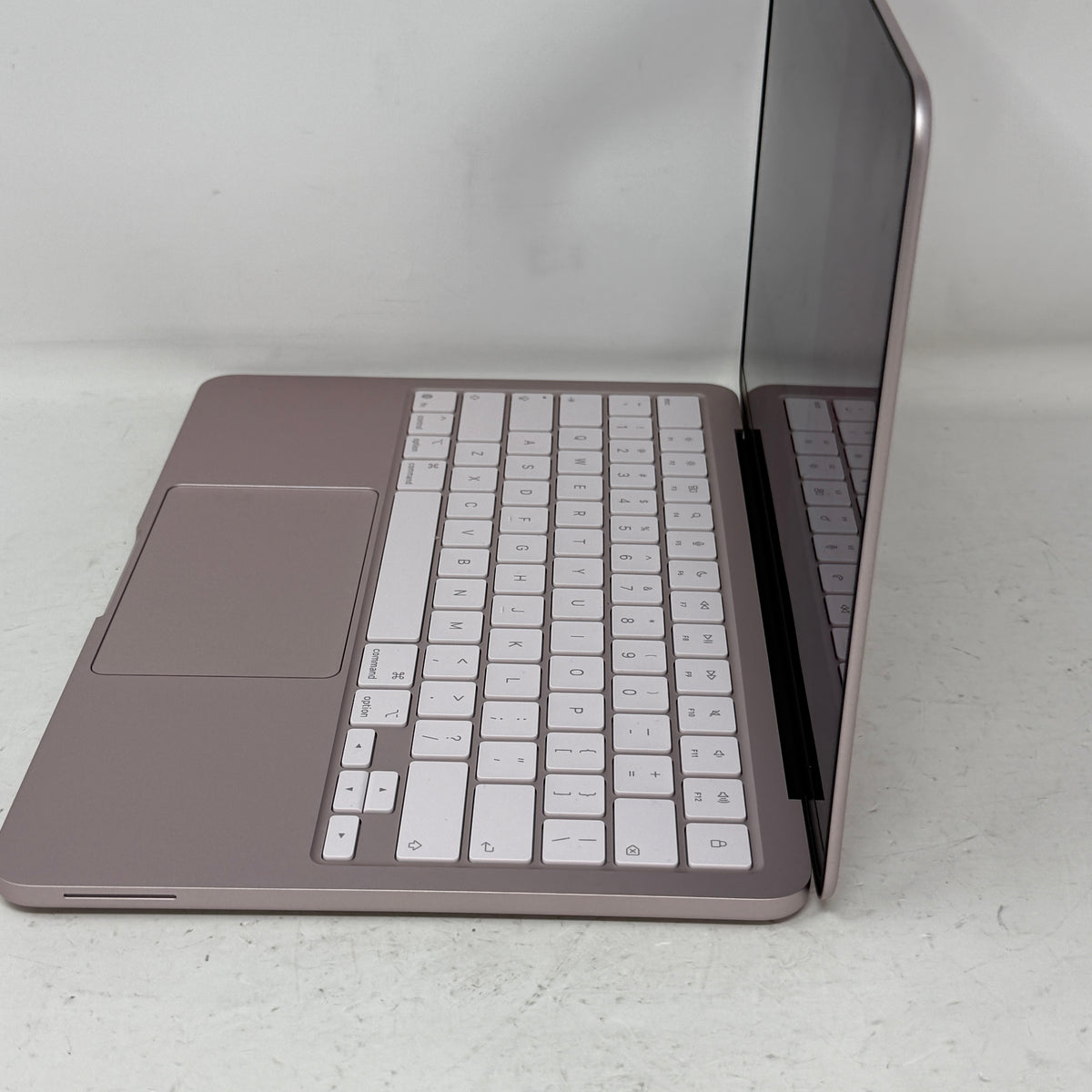 2026 Apple MacBook Neo 13" A18 Pro 5C GPU 4.0GHz 8GB RAM 256GB SSD MHFH4LL/A