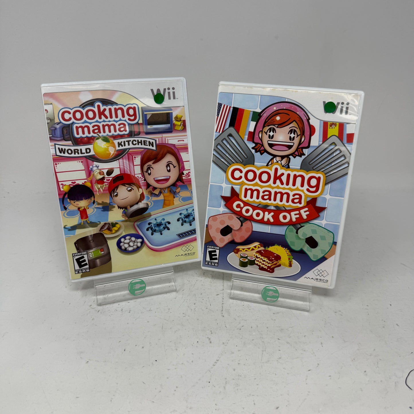 Lot of 2  Games Nintendo Wii- Mama Cooking