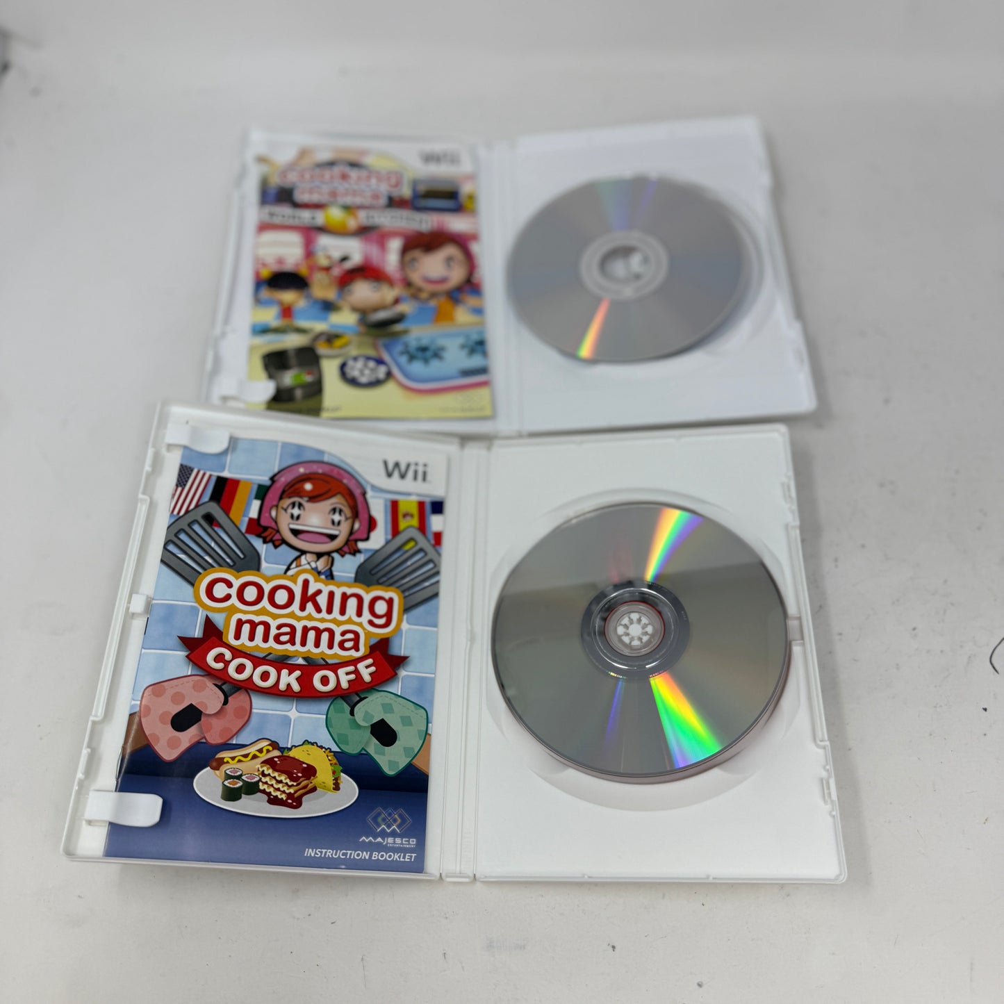 Lot of 2  Games Nintendo Wii- Mama Cooking
