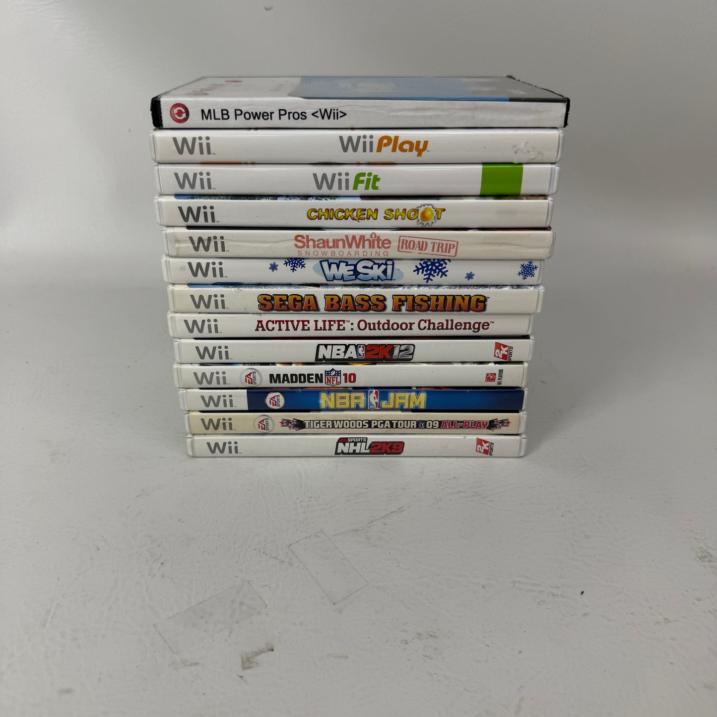 Lot of 13 Nintendo Wii Games- Sports
