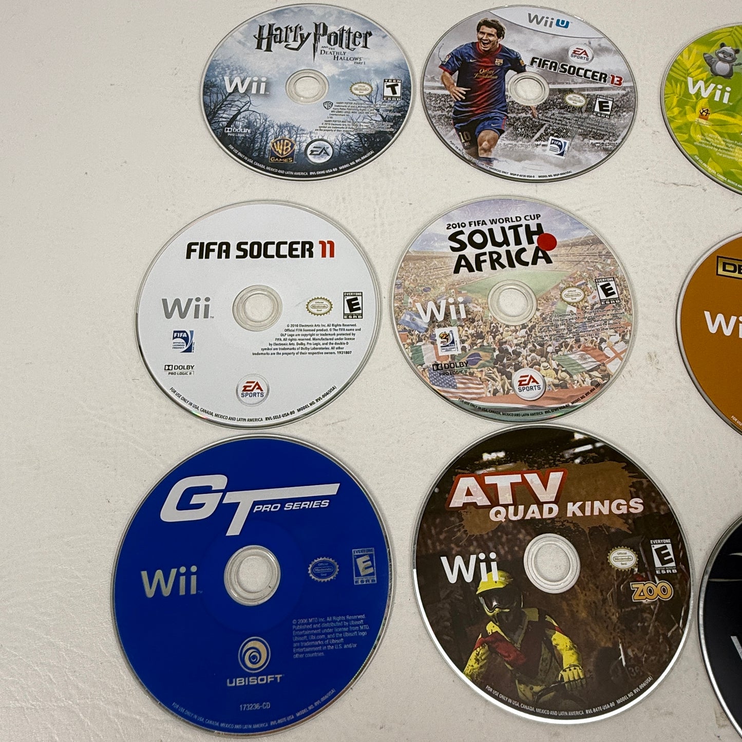 Lot of 13 Nintendo Wii Games