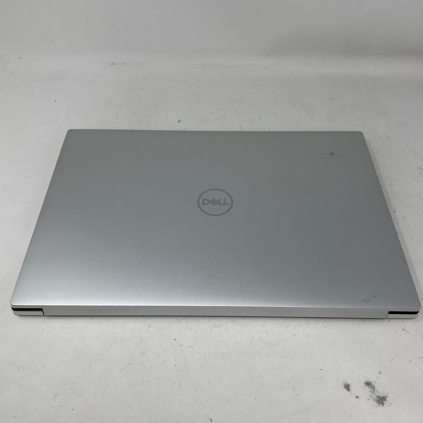 Dell XPS 9510 15.6" i9-11900H 2.5GHz 16GB RAM 1TB SSD GeForce RTX 3050 Ti