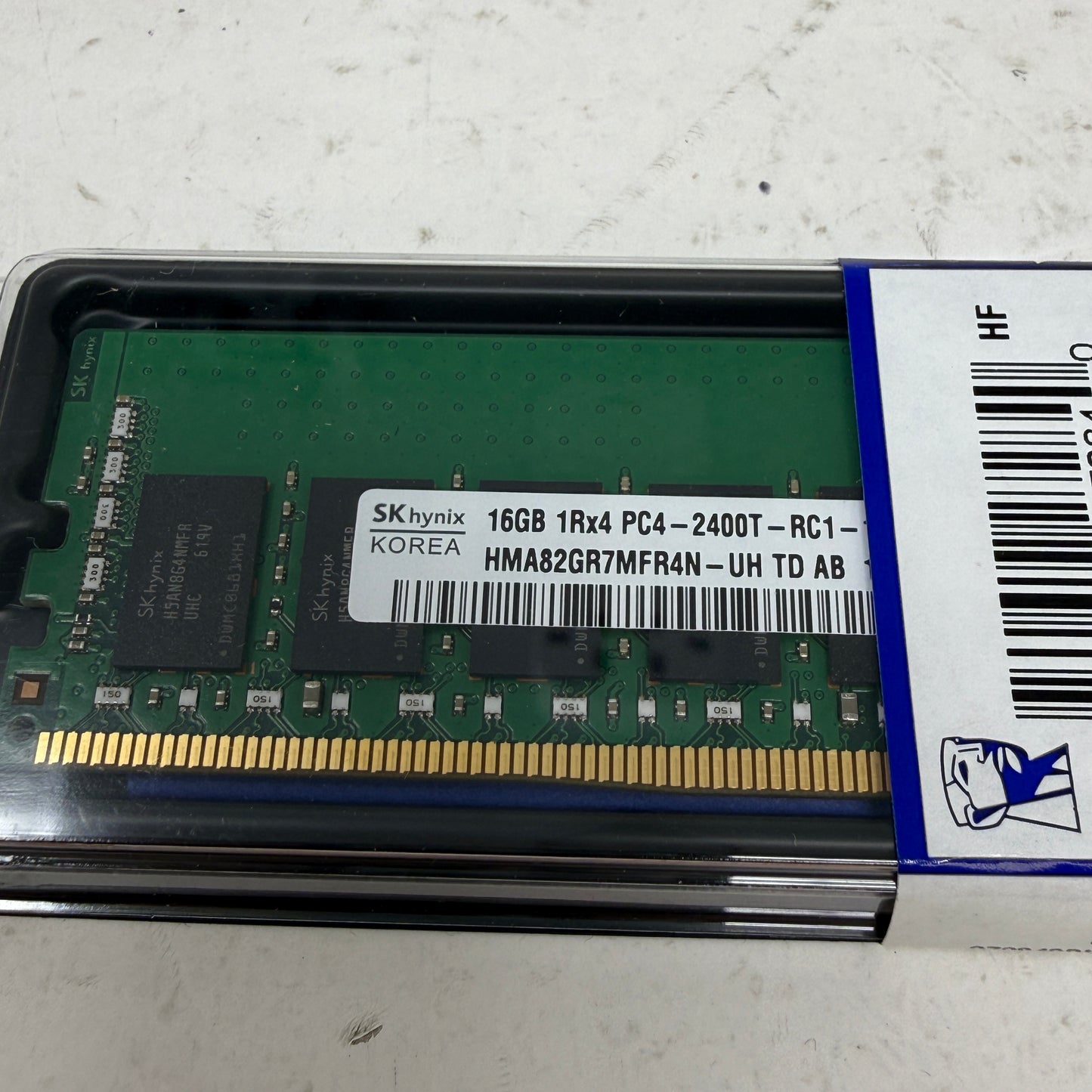 SK Hynix PC4-2400T-RC1 16GB (1x16GB) RAM DDR4 2400MHz HMA82GR7MFR4N-UH