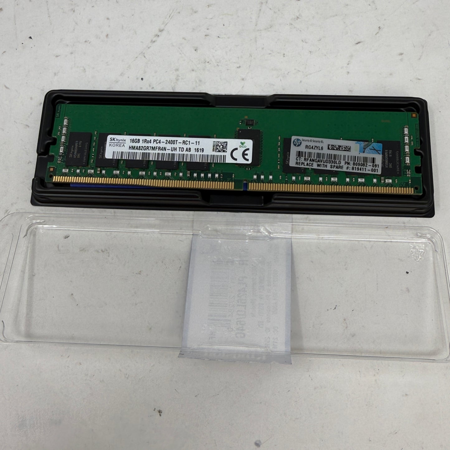 SK Hynix PC4-2400T-RC1 16GB (1x16GB) RAM DDR4 2400MHz HMA82GR7MFR4N-UH