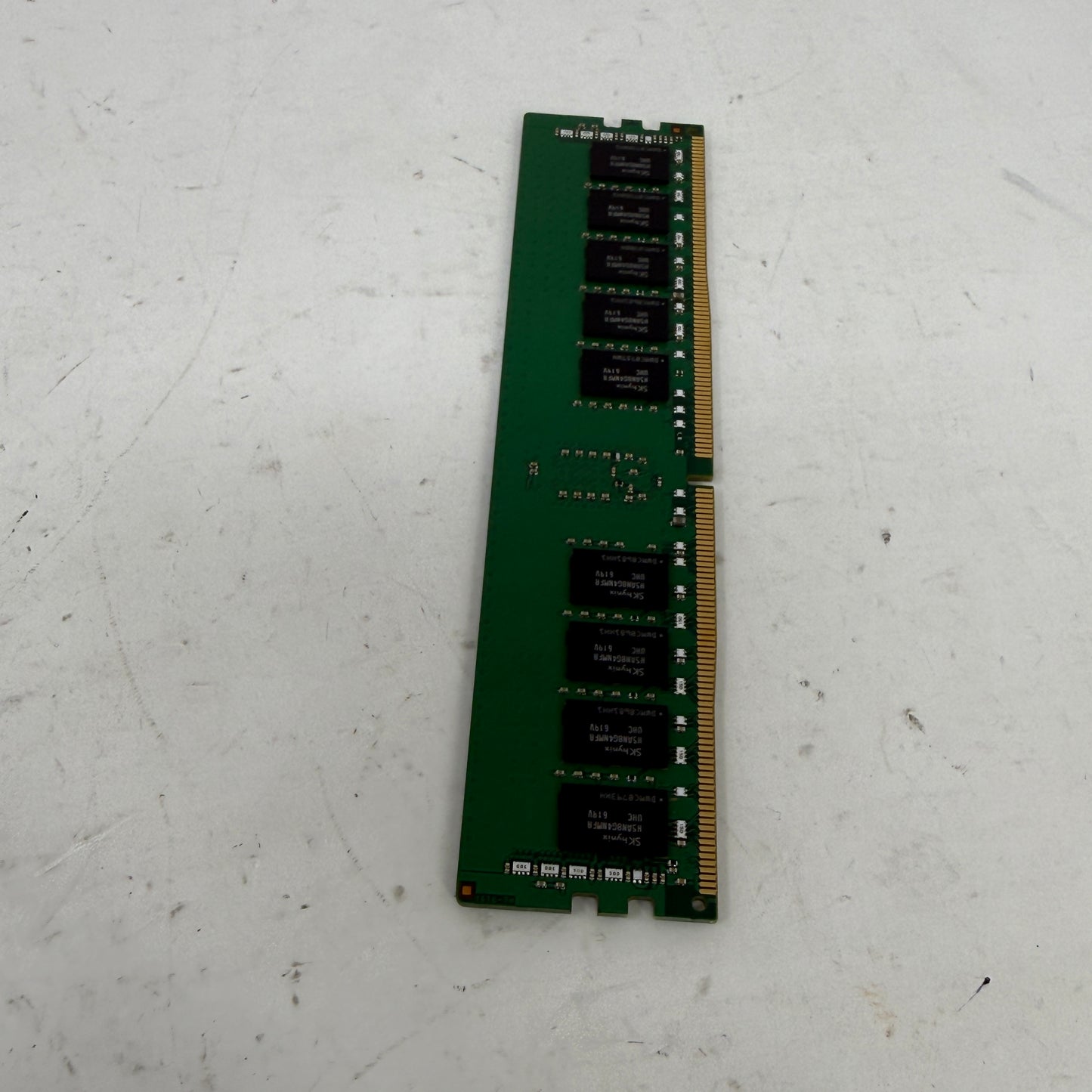 SK Hynix PC4-2400T-RC1 16GB (1x16GB) RAM DDR4 2400MHz HMA82GR7MFR4N-UH