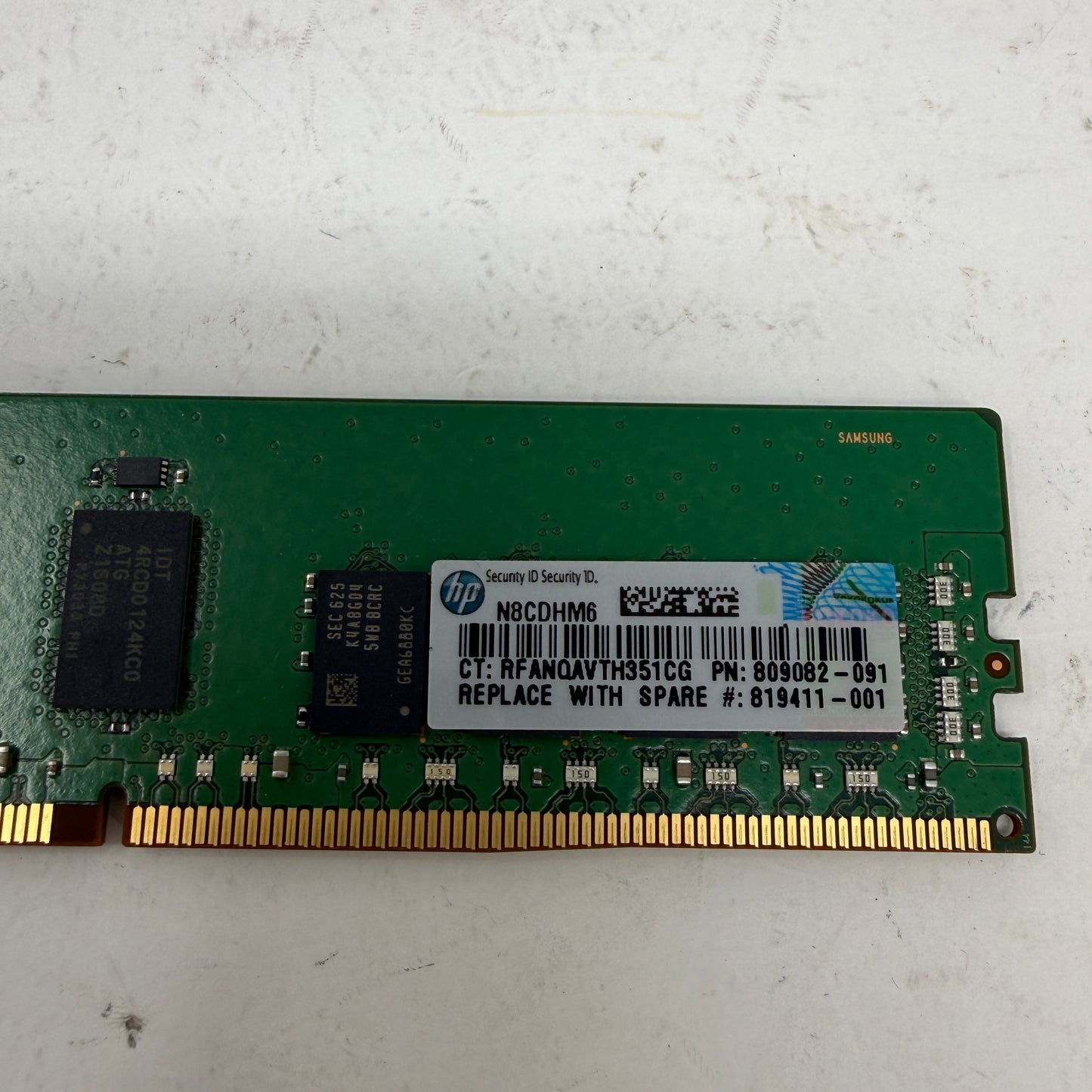 New Samsung PC4-2400T-RC1 16GB (1x16GB) RAM DDR4 2400MHz M393A2K40BB1-CRC0Q