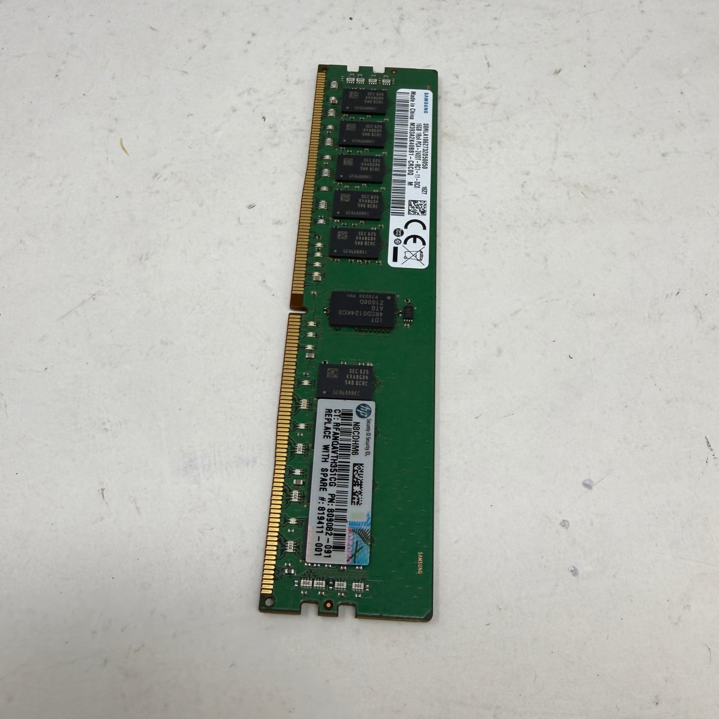 New Samsung PC4-2400T-RC1 16GB (1x16GB) RAM DDR4 2400MHz M393A2K40BB1-CRC0Q