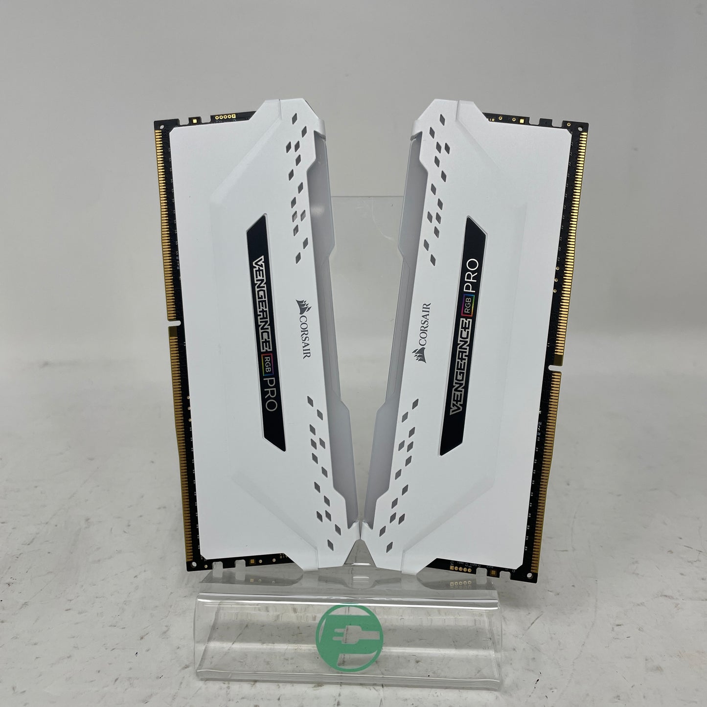 Corsair Vengeance RGB Pro 16GB (2x8GB) RAM DDR4 3600MHz CMW16GX4M2D3600C18W