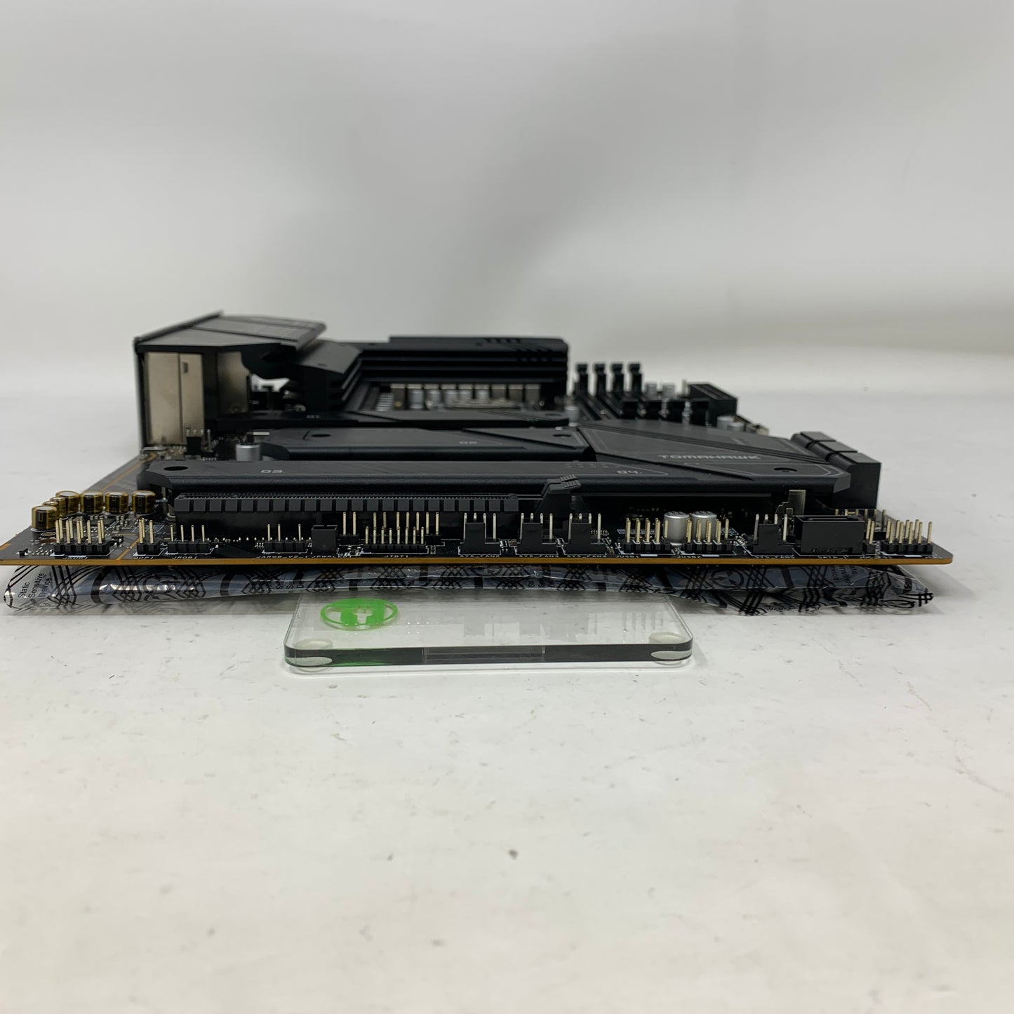 Broken MSI MAG Z790 Tomahawk WiFi DDR5 LGA 1700 Intel ATX Motherboard