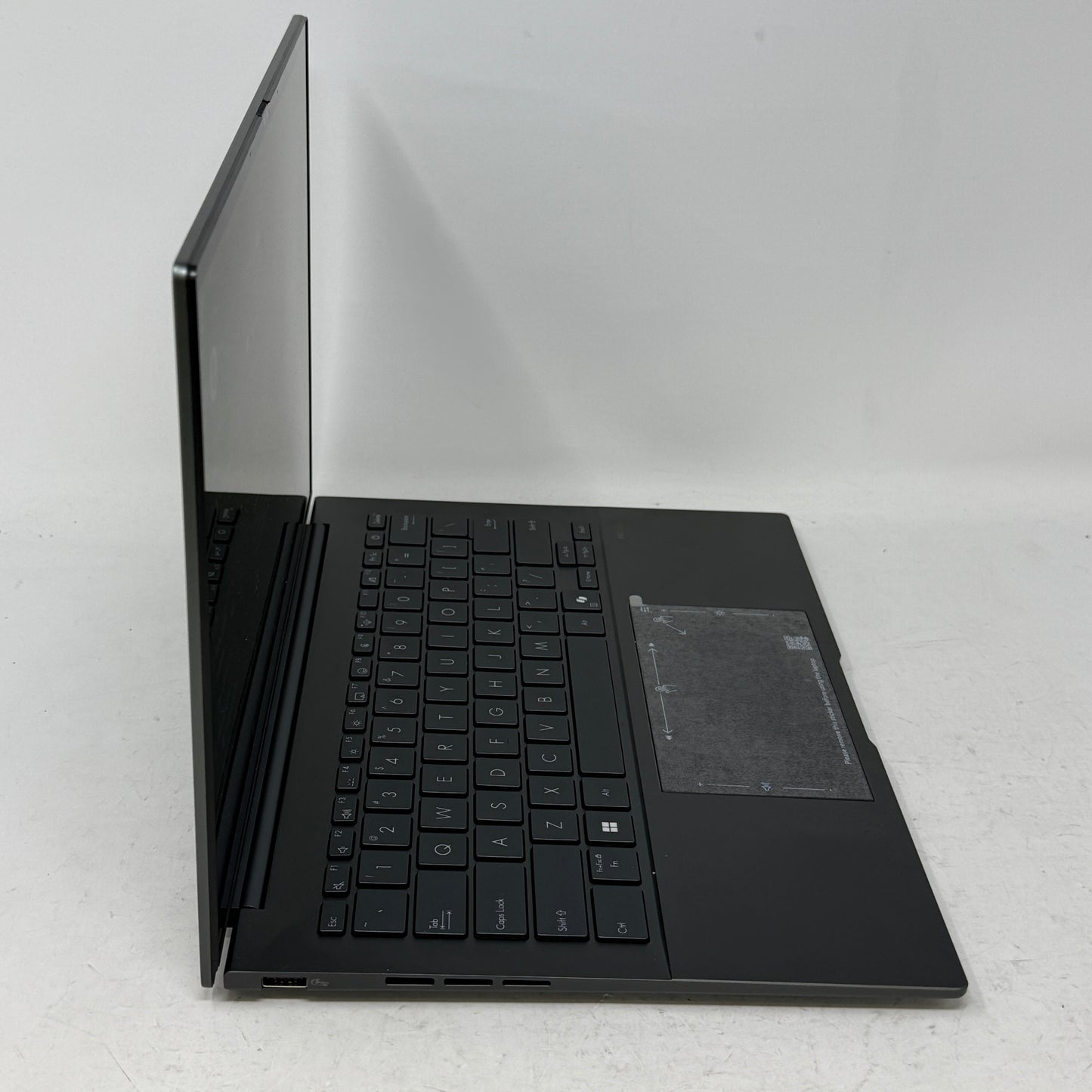 Asus Zenbook 14 UX3405CA 14" Ultra 9 285H 2.9GHz 32GB RAM 1TB SSD