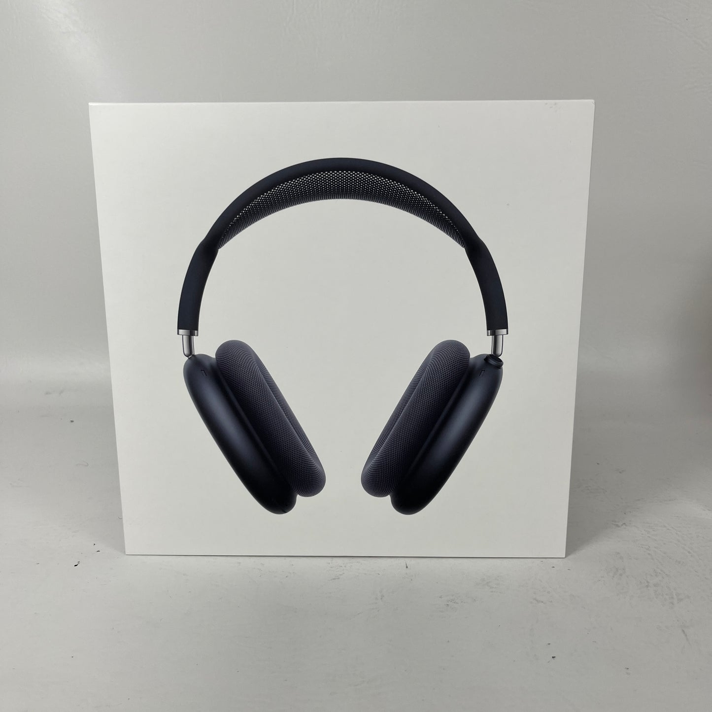 Apple AirPods Max USB-C Wireless Over-Ear Headphones Midnight MWW43AM/A