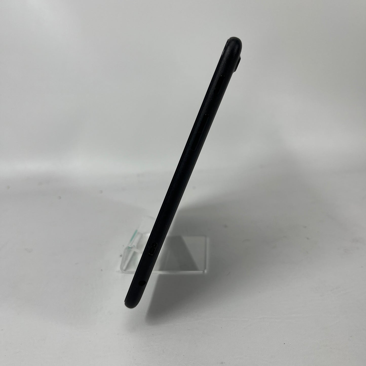 WiFi Only Amazon Kindle Fire HD 10 13th Gen 32GB Black TG425K