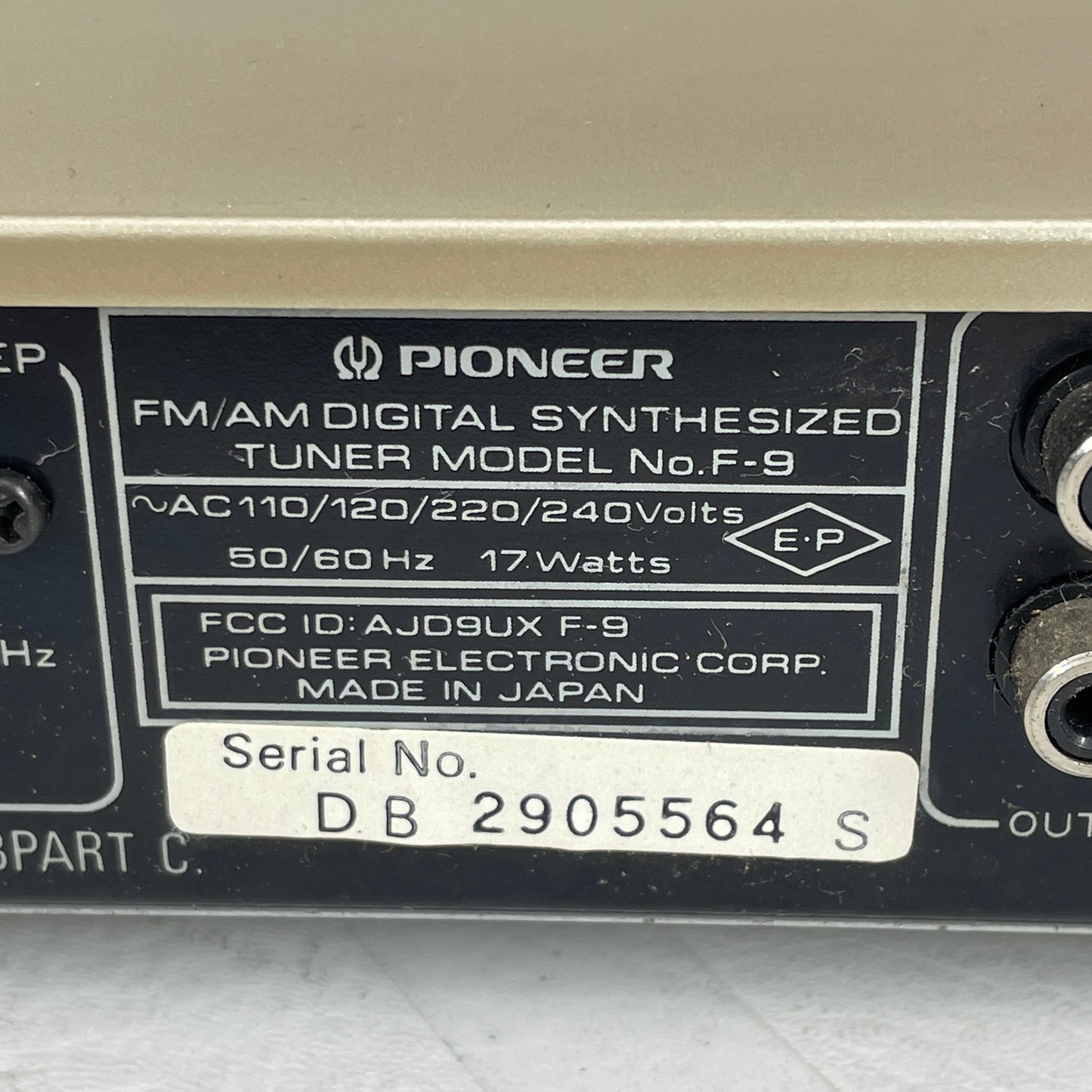 Pioneer AJD9UX FM/AM Digital Synthesized Tuner F-9