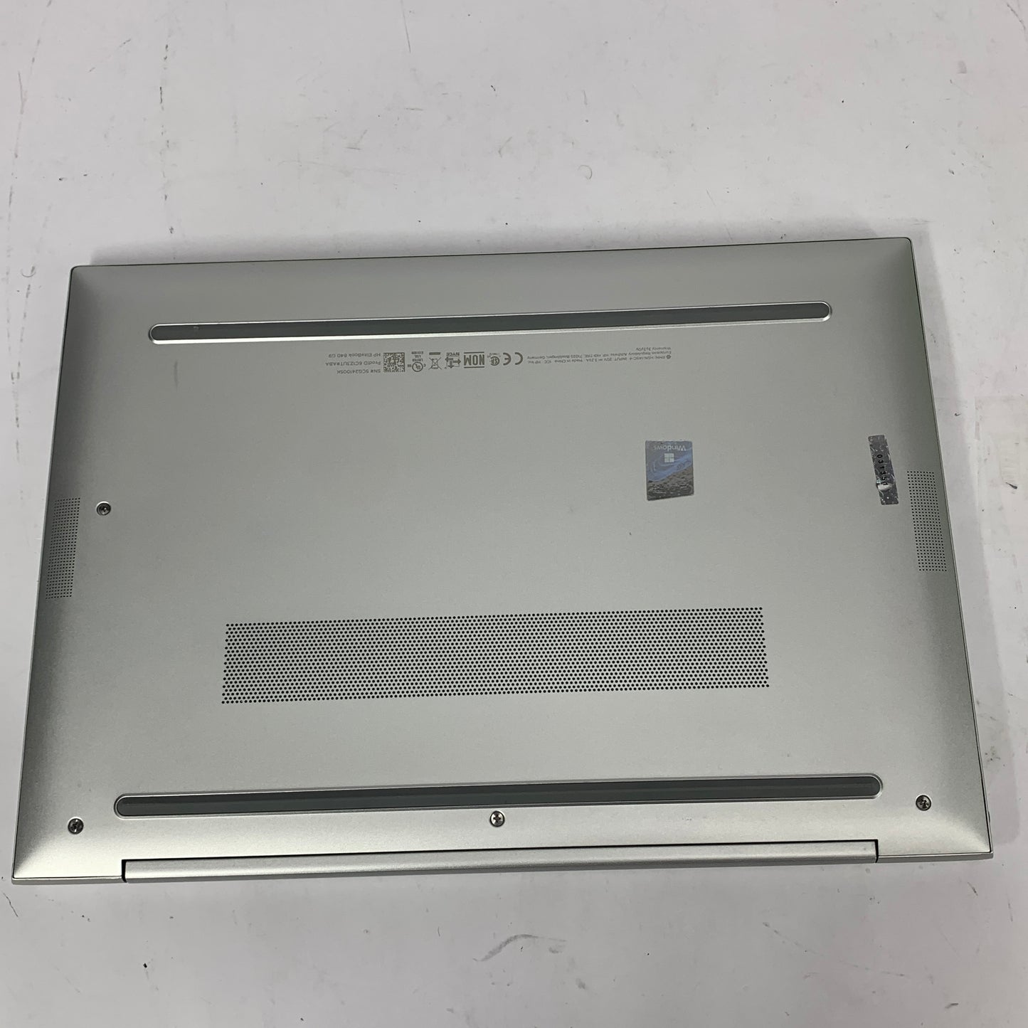 HP EliteBook 840 G9 14" i7-1255U 1.7GHz 16GB RAM 512GB SSD