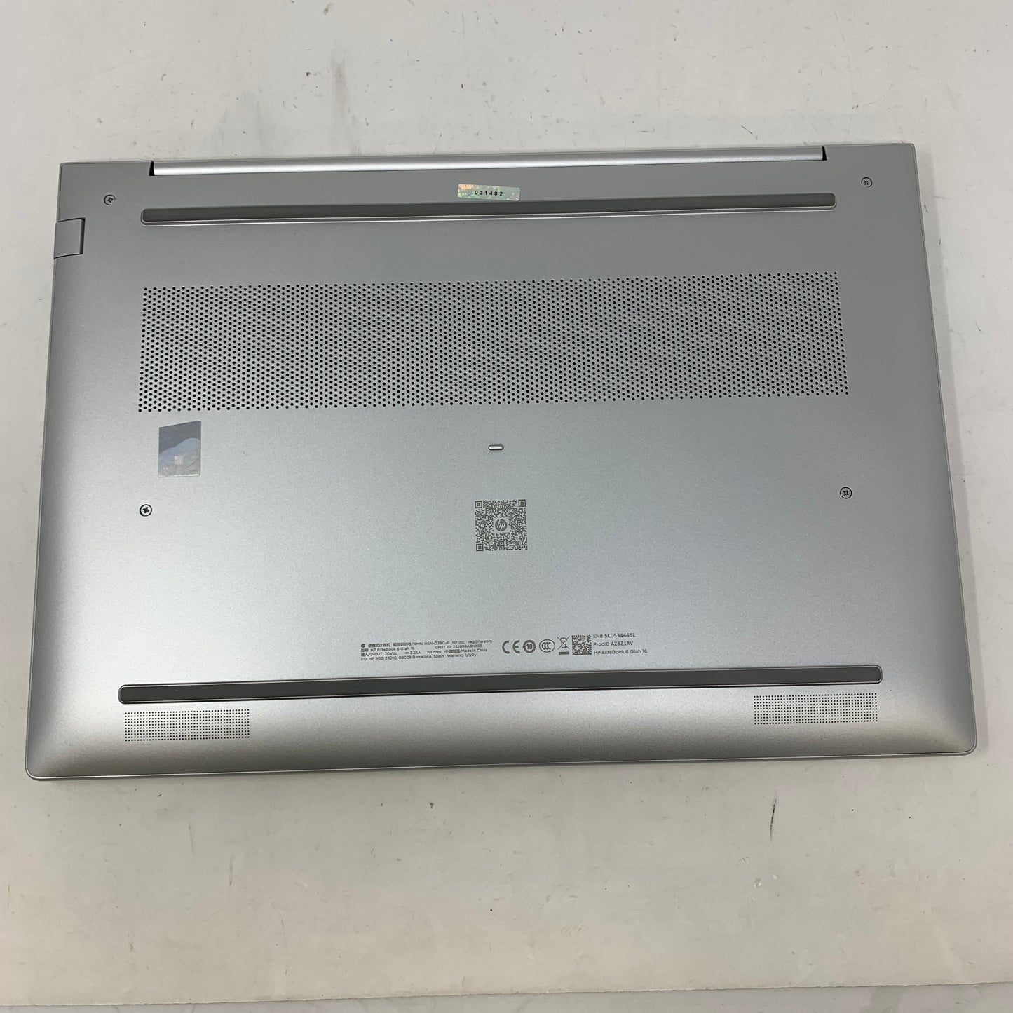 HP EliteBook 6 G1AH16 16" Ryzen 5 220 3.2GHz 32GB RAM 1TB SSD