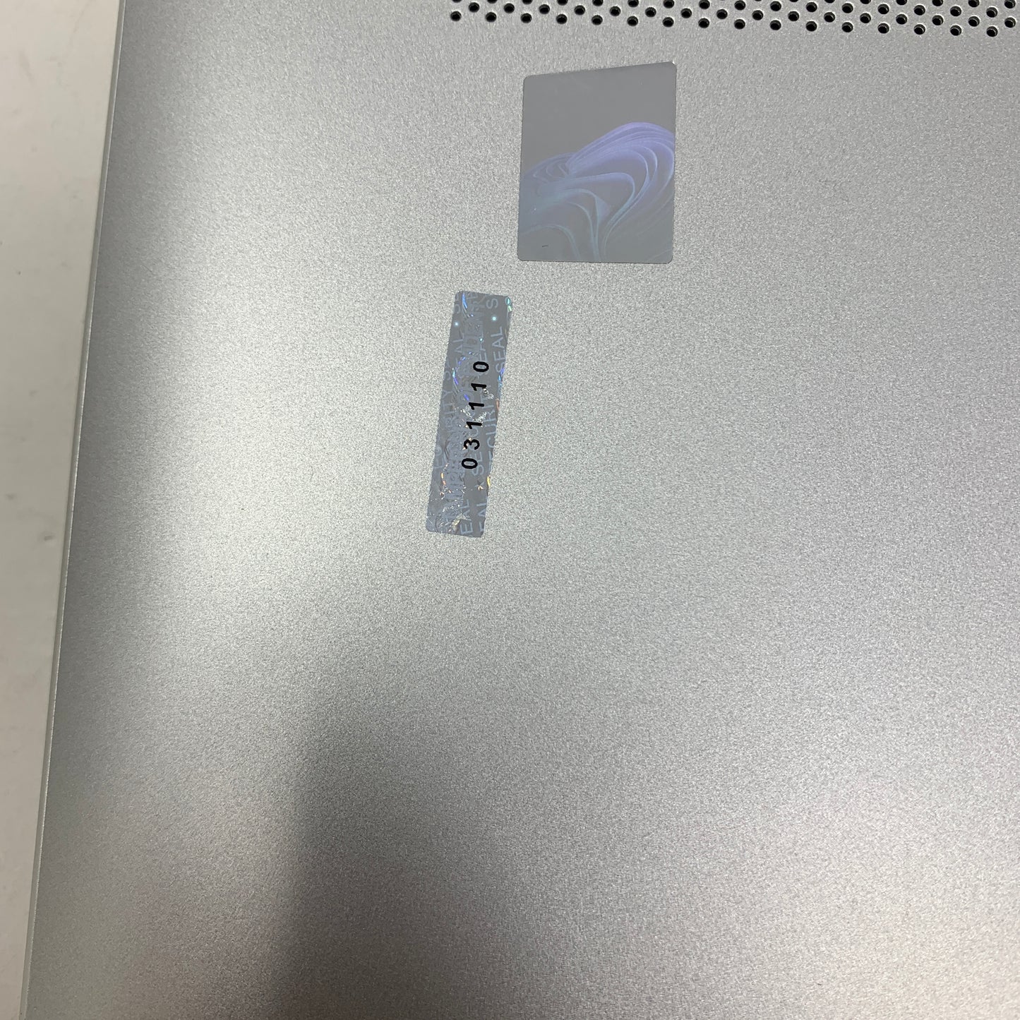 HP EliteBook 6 G1AH16 16" Ryzen 5 220 3.2GHz 32GB RAM 1TB SSD