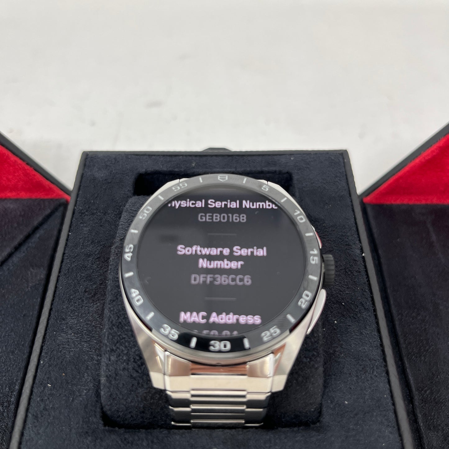 TAG Heuer 6CC6 Calibre E5 45mm Activity Tracker Smartwatch SBT8A10