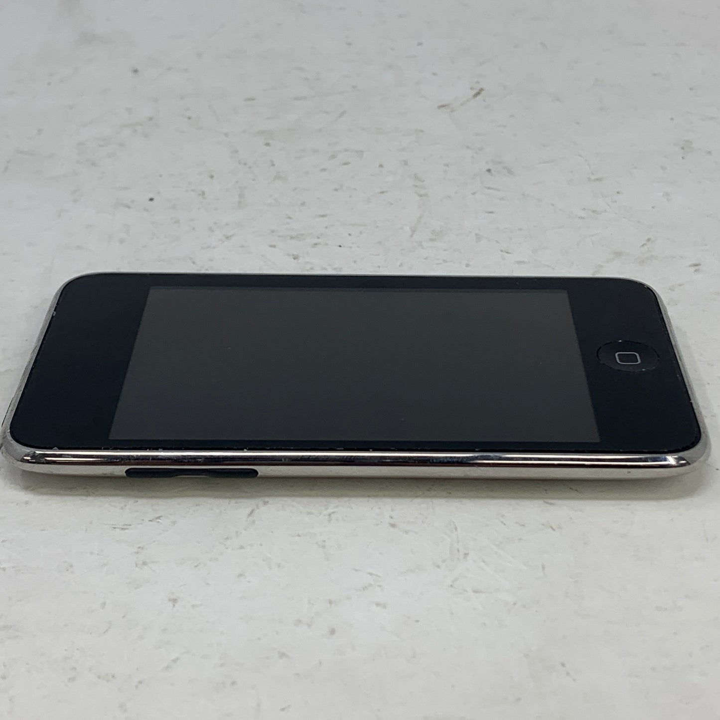 Apple iPod Touch 2nd Gen 8GB Silver A1288
