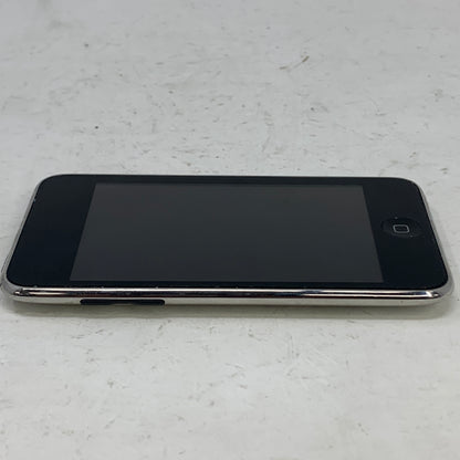 Apple iPod Touch 2nd Gen 8GB Silver A1288