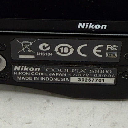 Nikon COOLPIX S8100 12.1MP Digital Camera Black 