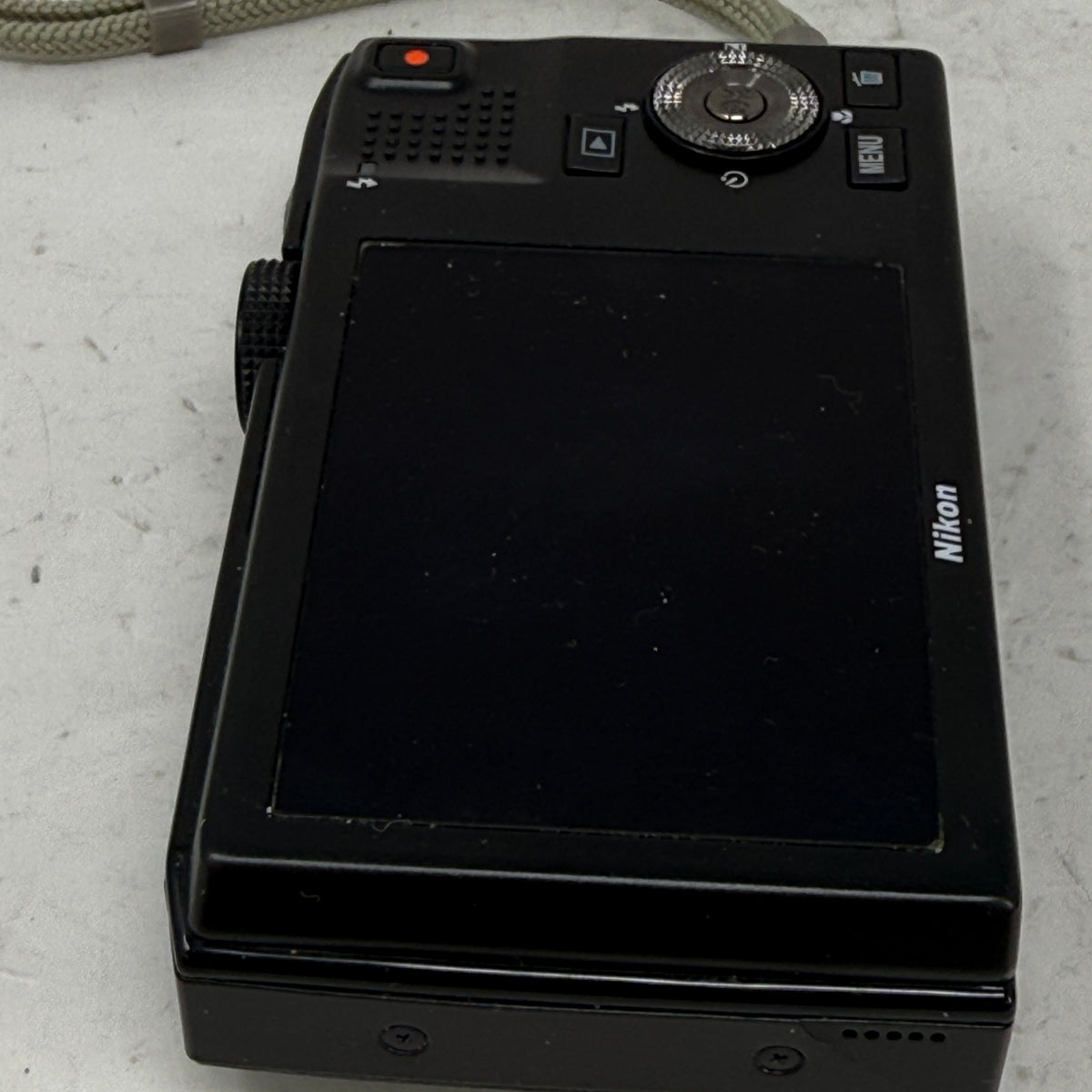 Nikon COOLPIX S8100 12.1MP Digital Camera Black 
