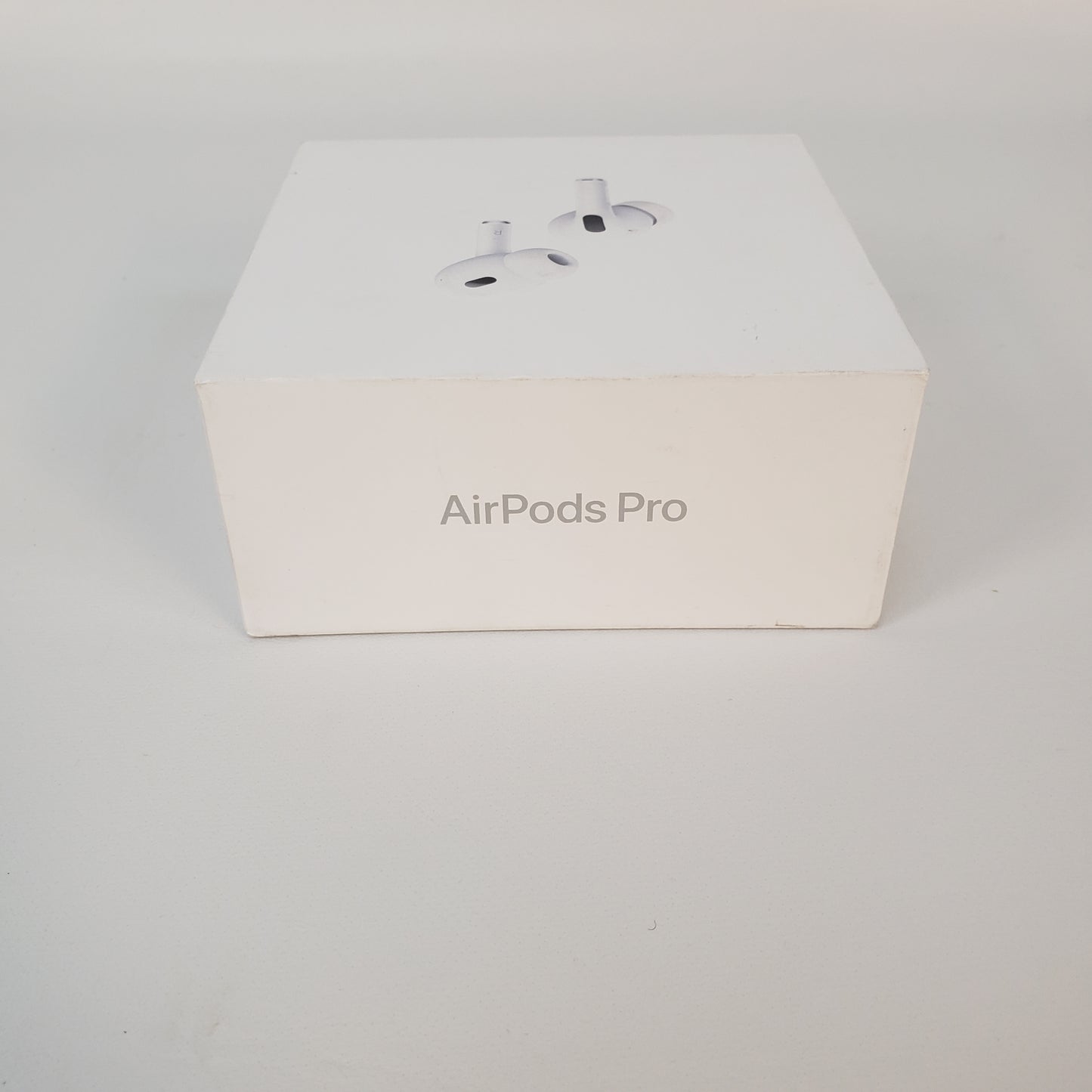 New Apple AirPods 2nd Gen with Charging Case A2031 A2032 A1602 MTJV3LL/A
