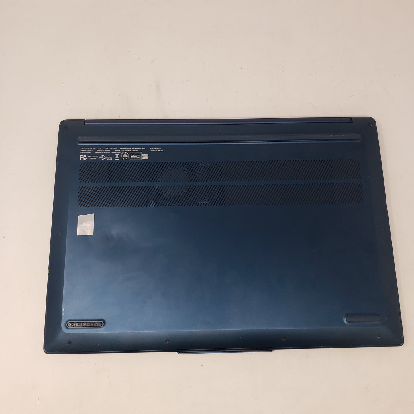 Lenovo IdeaPad Slim 5 16IRL8 16" i7-1355U 1.7GHz 16GB RAM 512GB